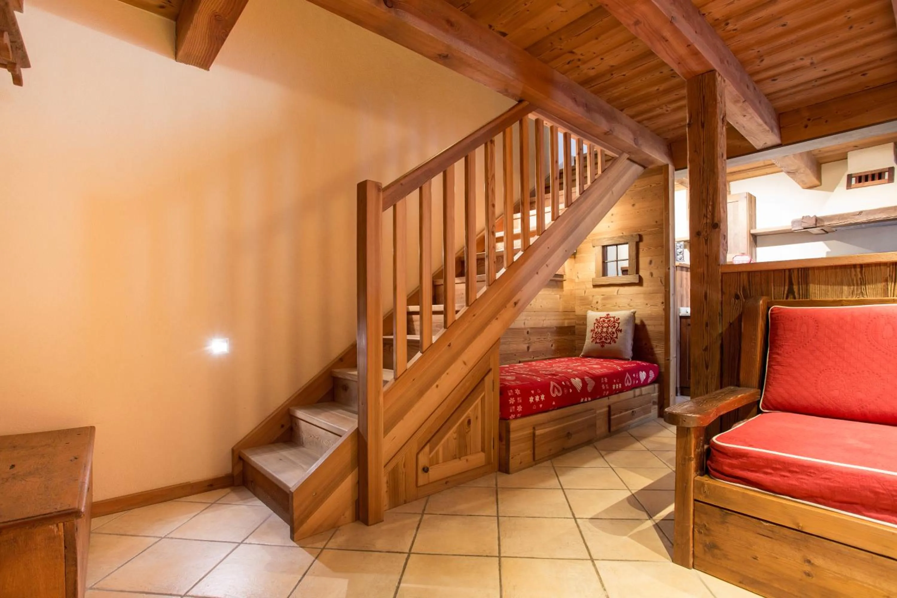 Living room, Bed in Le Petit Coeur Residence De Montagne