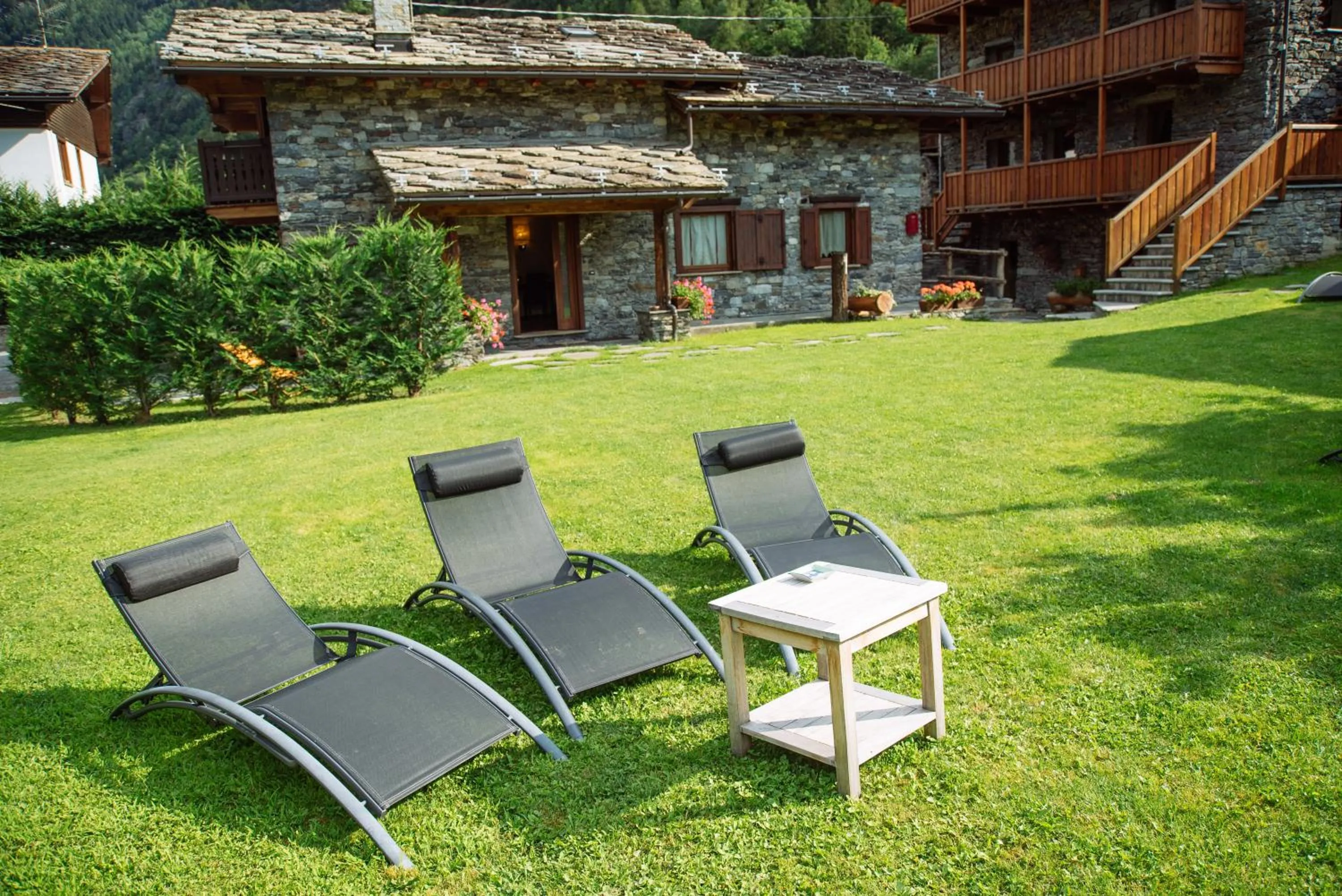 Property building in Le Petit Coeur Residence De Montagne