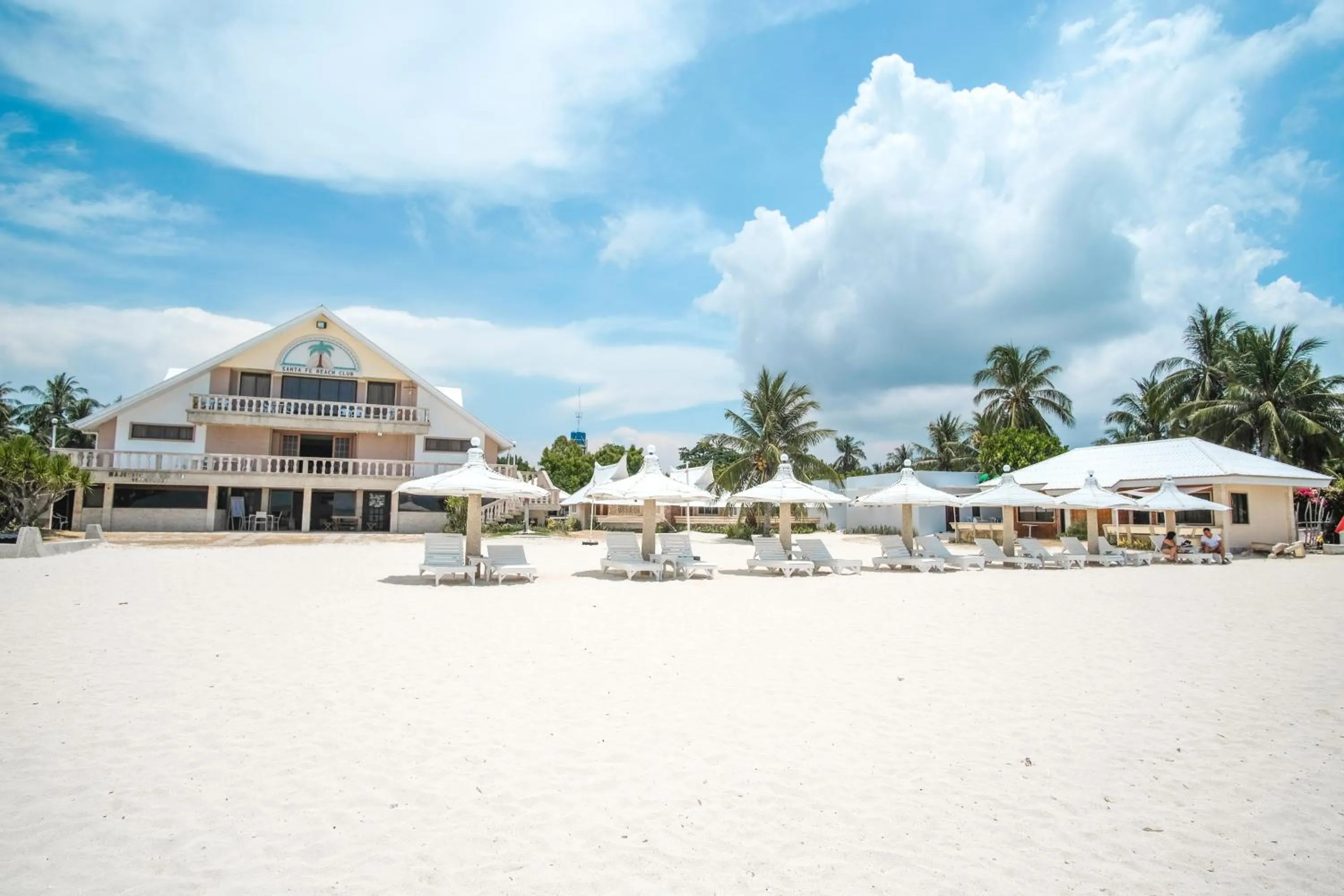 Property building in Santa Fe Beach Club