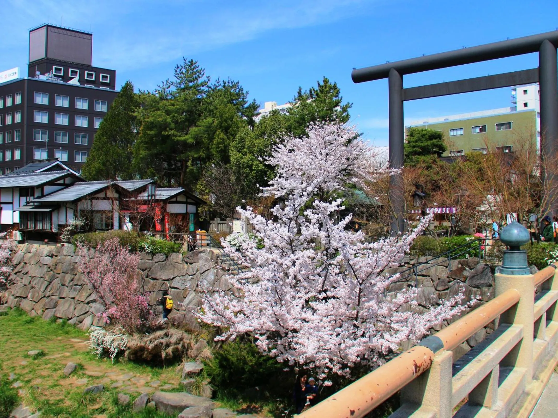 Nearby landmark in Hakuraiso