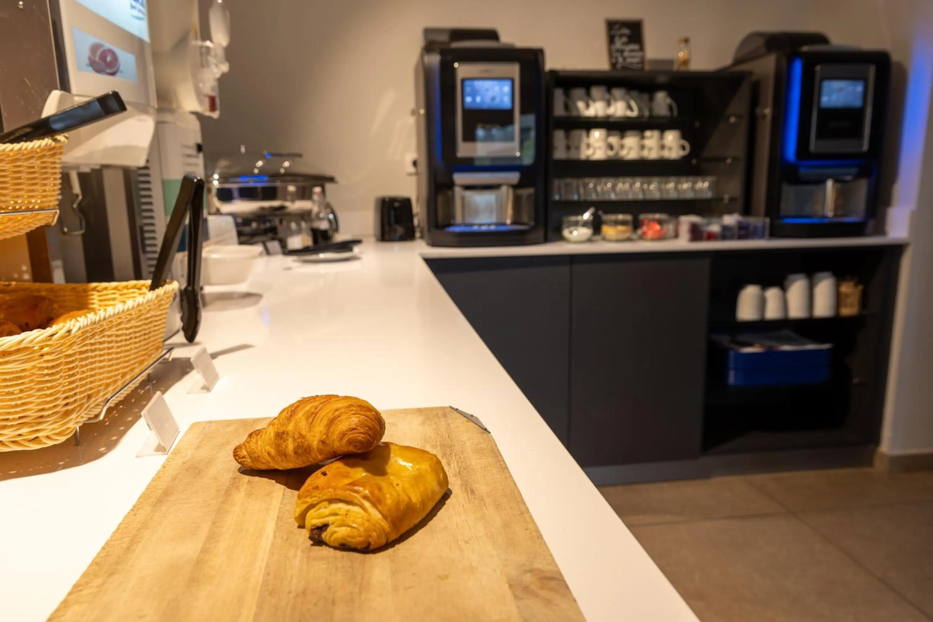 Breakfast in Kyriad Auxerre Appoigny