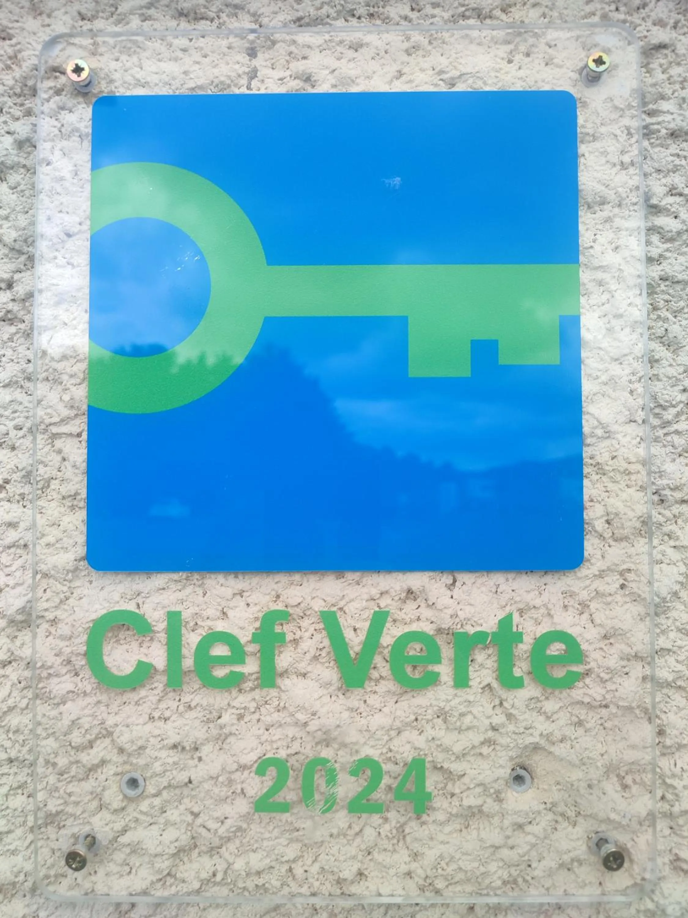 acessibility in Kyriad Auxerre Appoigny