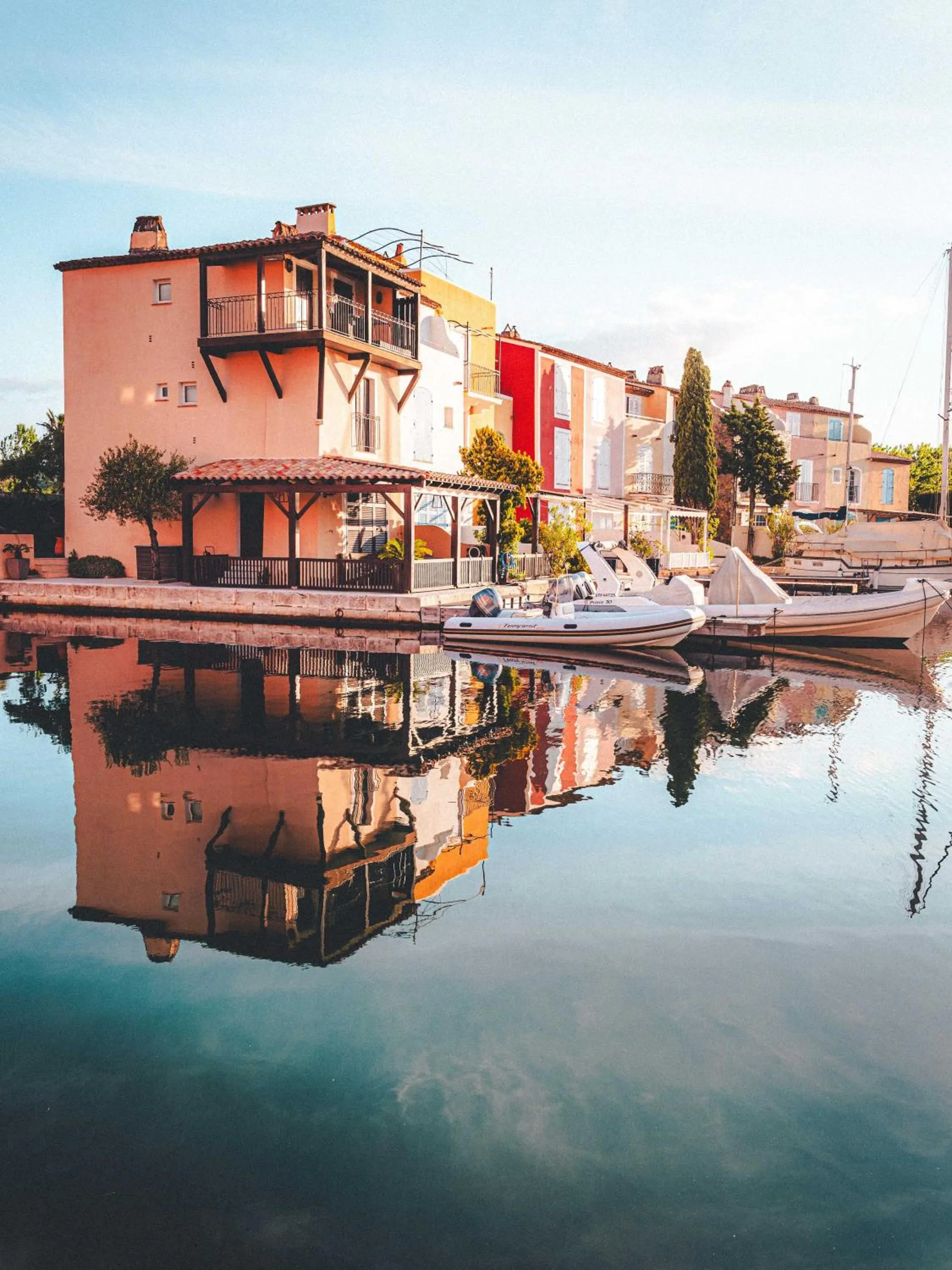 Nearby landmark in Le Suffren Hôtel