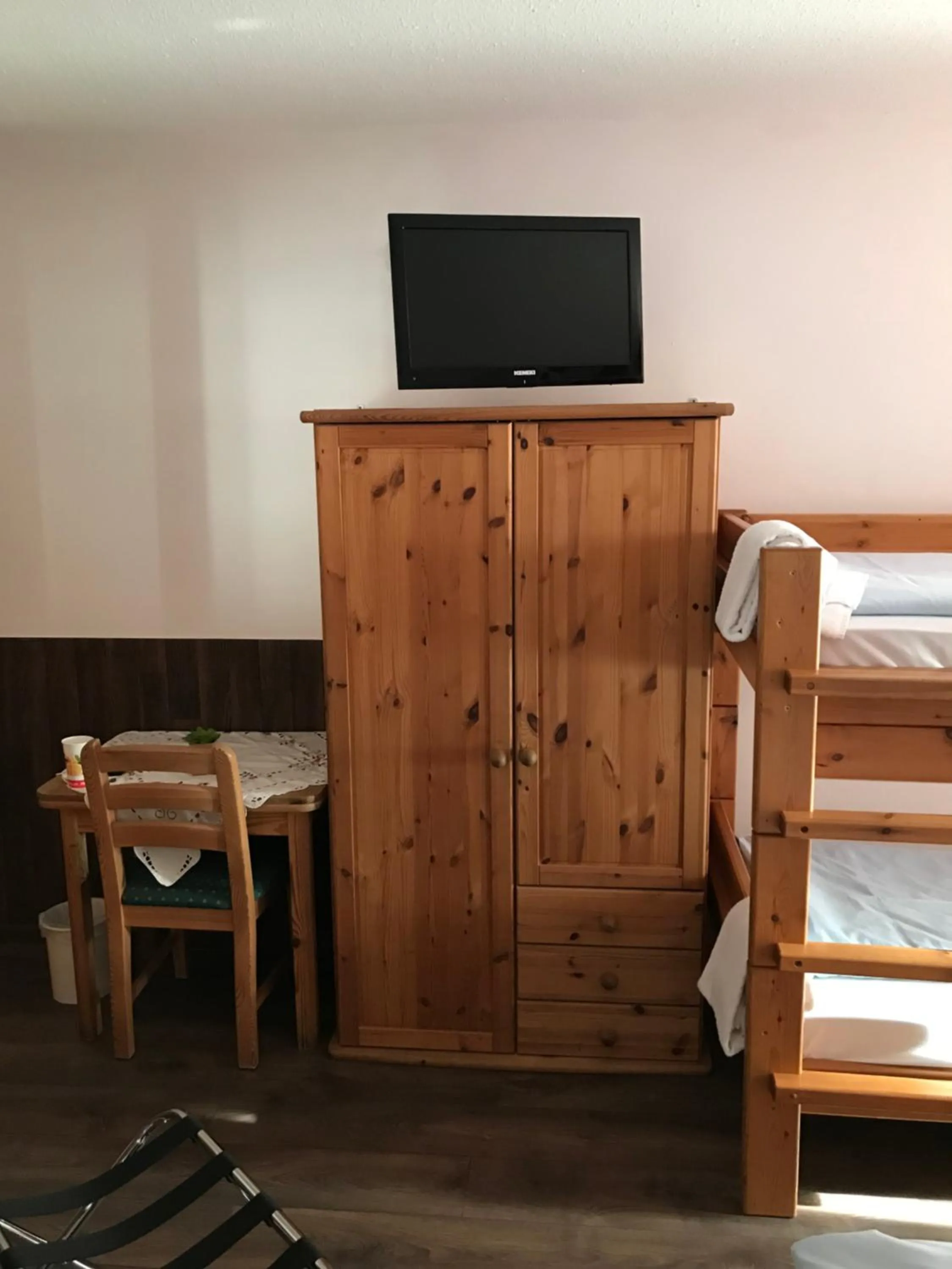 Bed in Hotel Guntia Boardinghouse virtueller check in und Zimmer Zugang