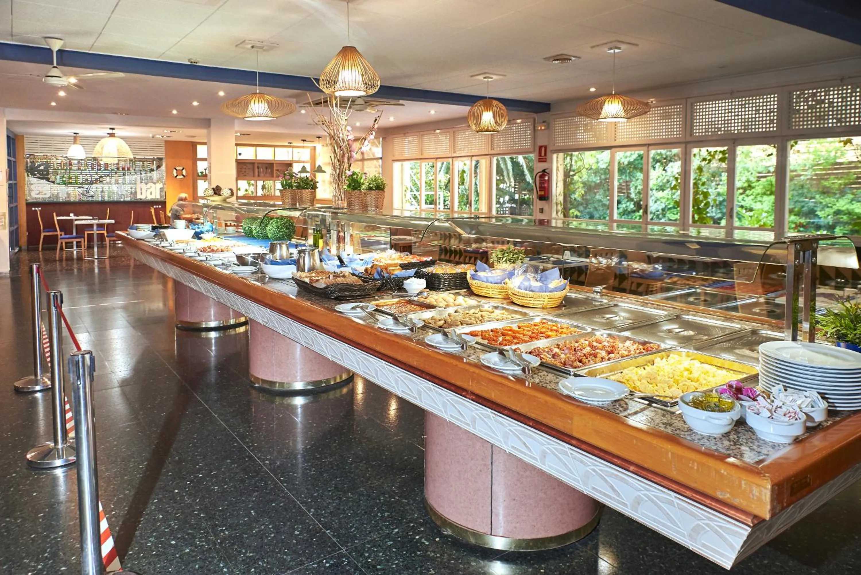 Restaurant/places to eat in Checkin Blanes