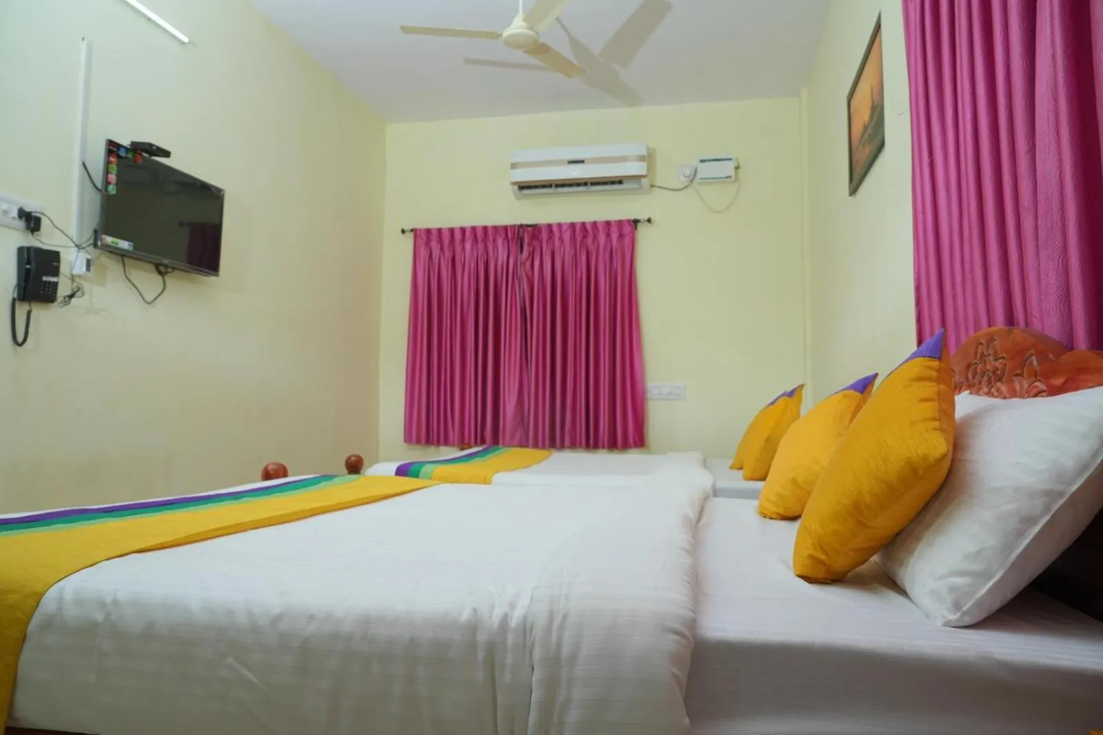 Bedroom, Bed in Umaiyyal Home Stay