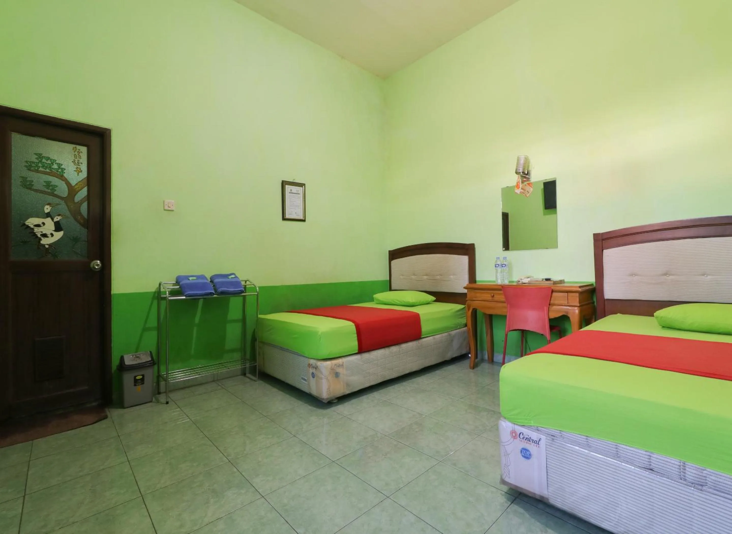 Bedroom, Bed in Cantik Hotel