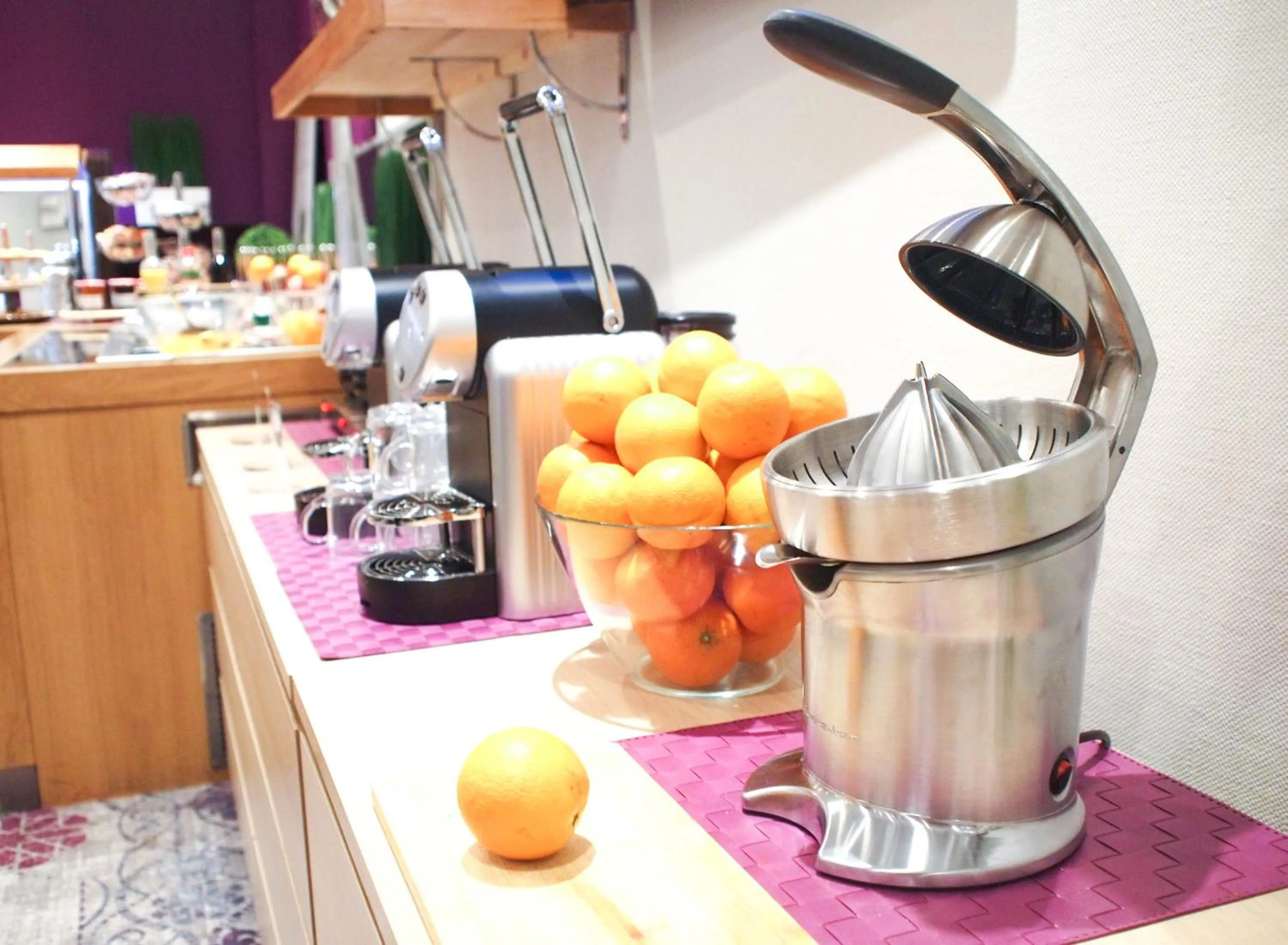 Buffet breakfast in Mercure Angers Centre Gare