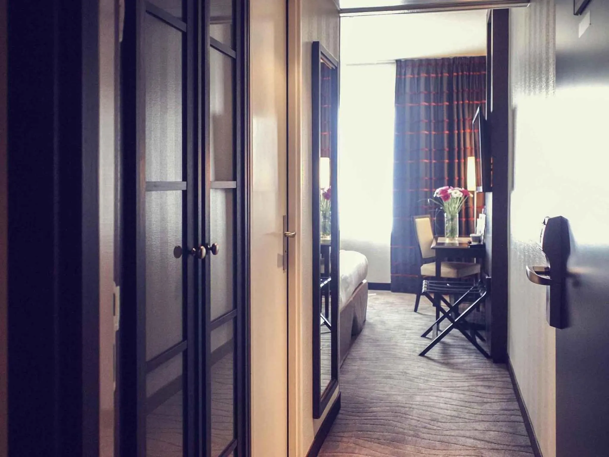 Bedroom in Mercure Angers Centre Gare