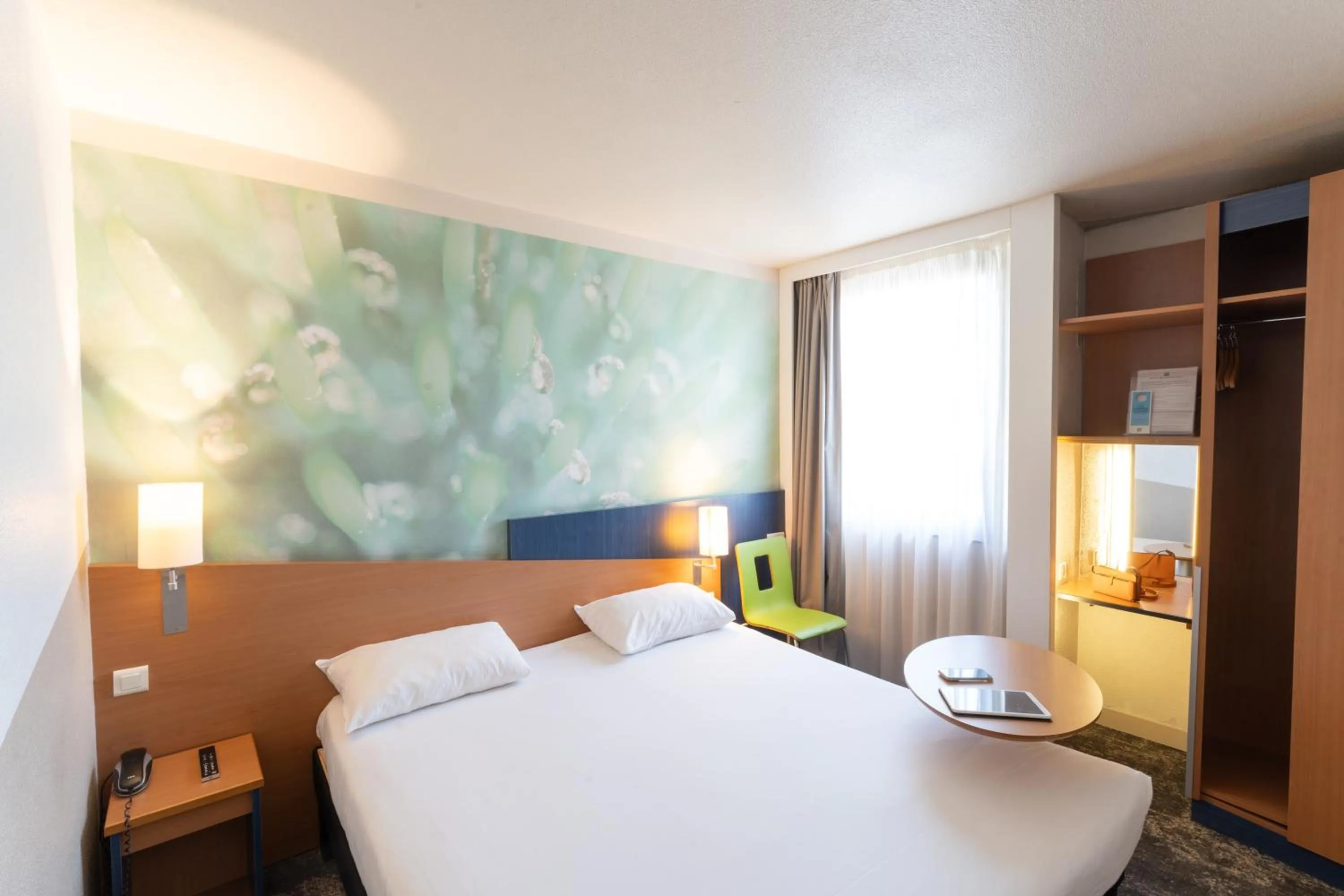 Bed in ibis Styles Angers Centre Gare
