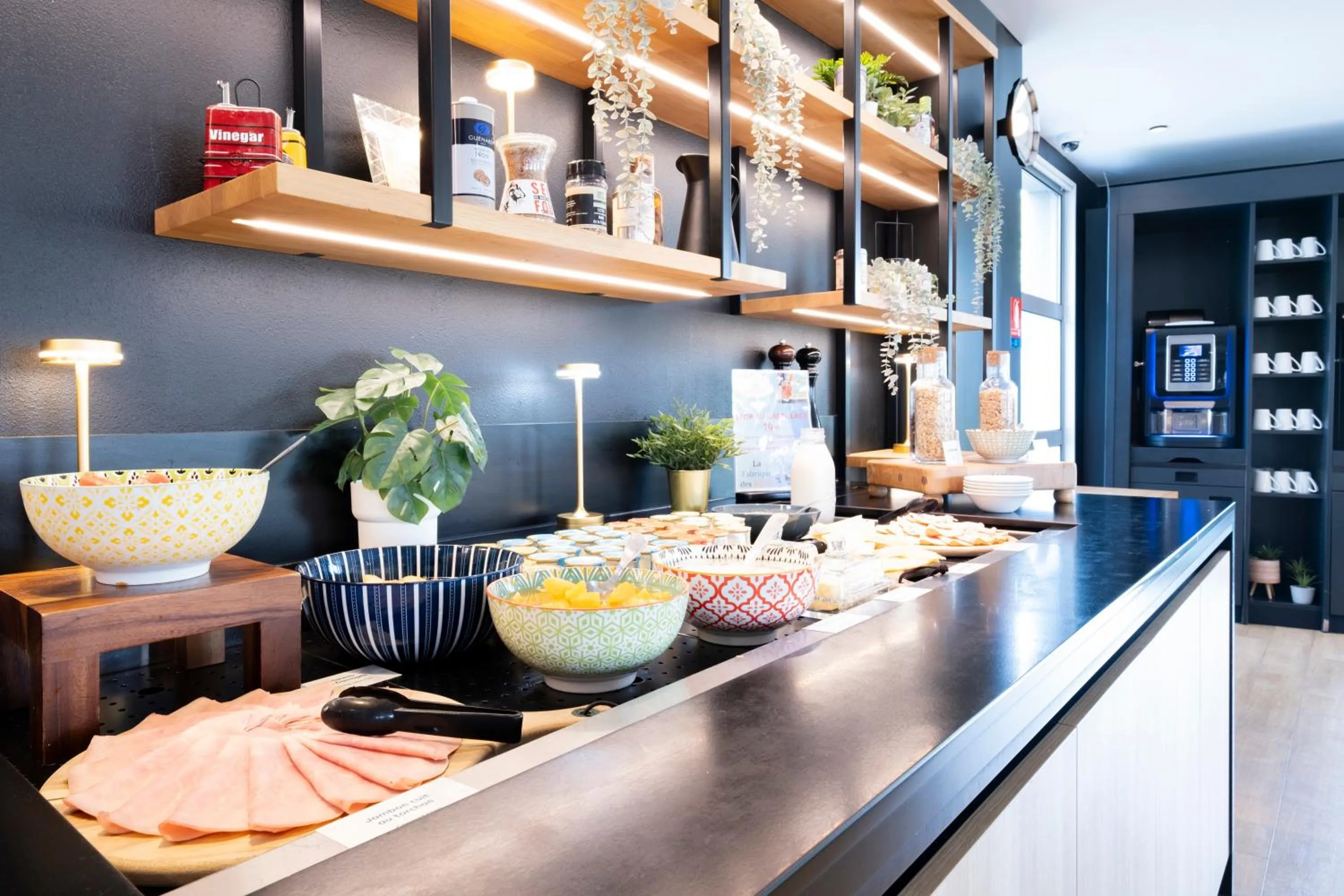 Breakfast in Campanile Roissy - Aéroport CDG - Le Mesnil Amelot