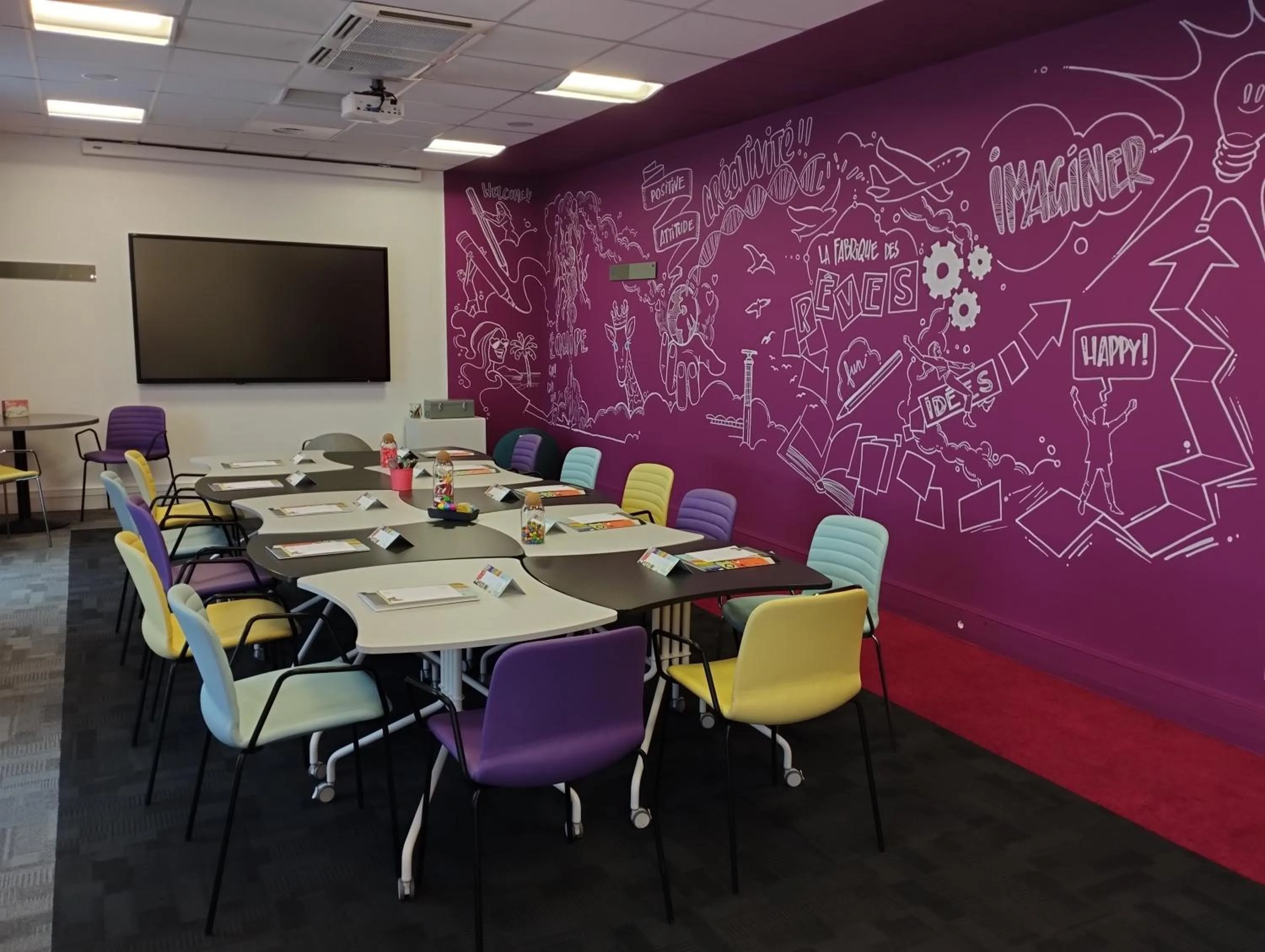 Meeting/conference room in Campanile Roissy - Aéroport CDG - Le Mesnil Amelot