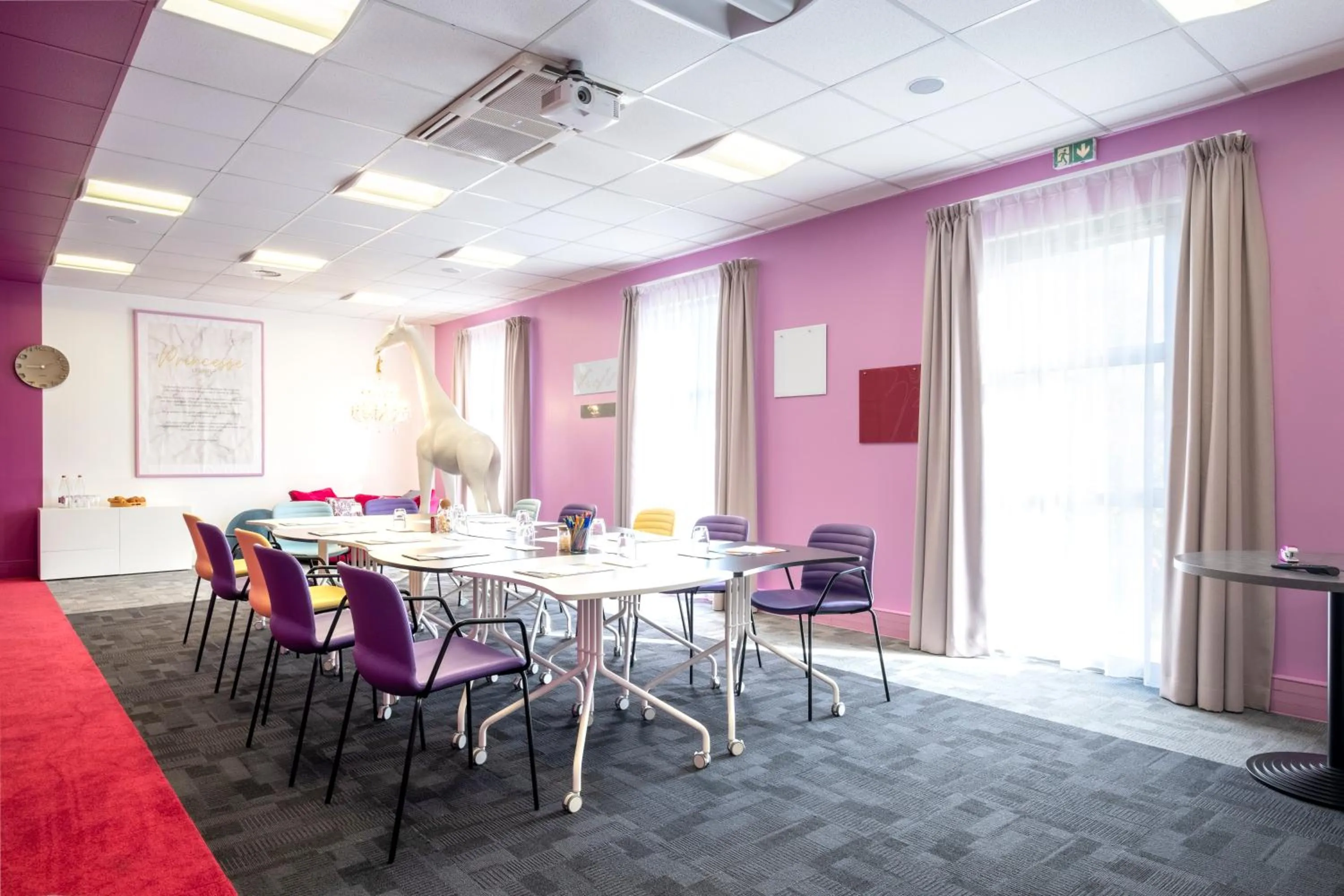 Meeting/conference room in Campanile Roissy - Aéroport CDG - Le Mesnil Amelot