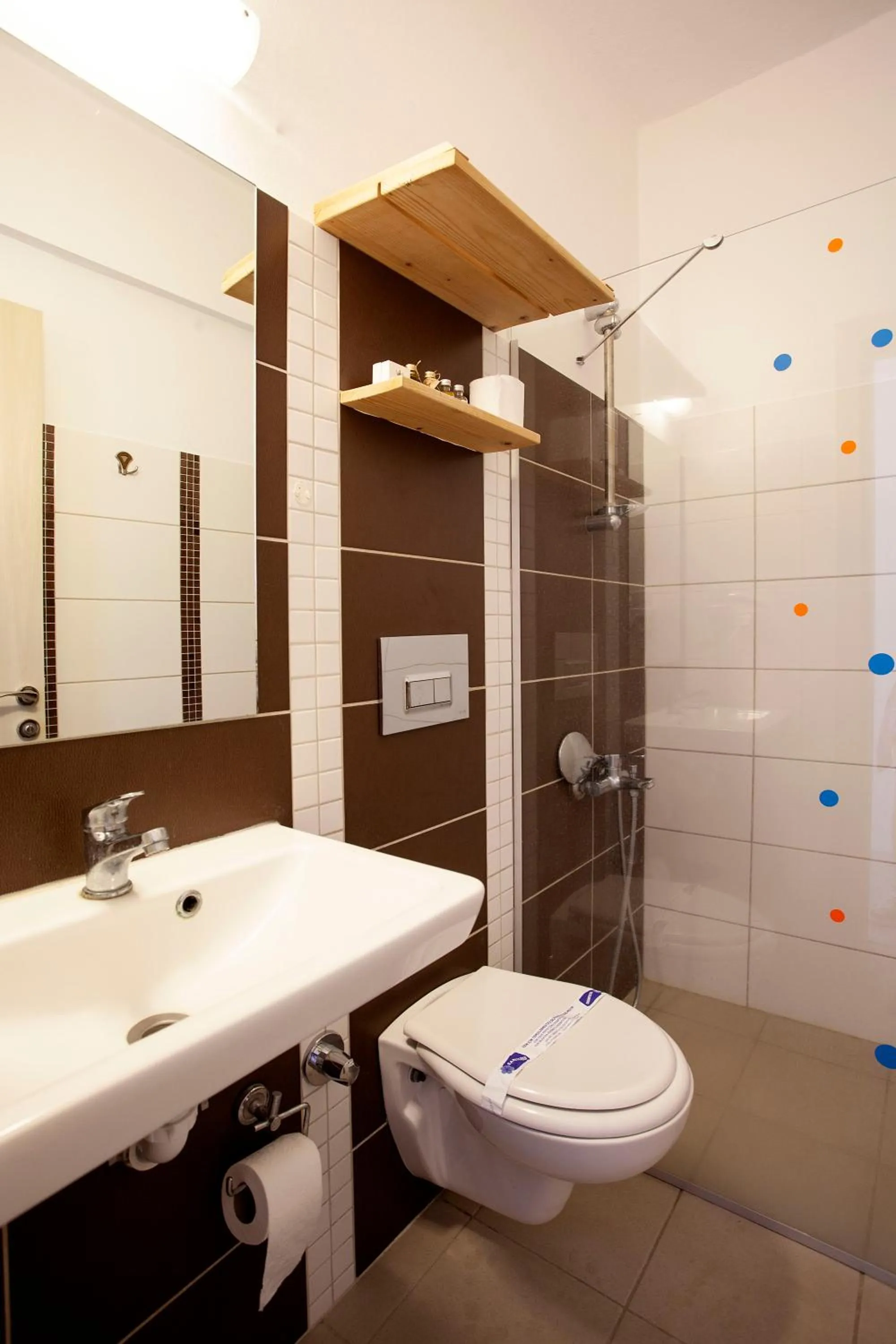 Shower in Zephyros City Otel