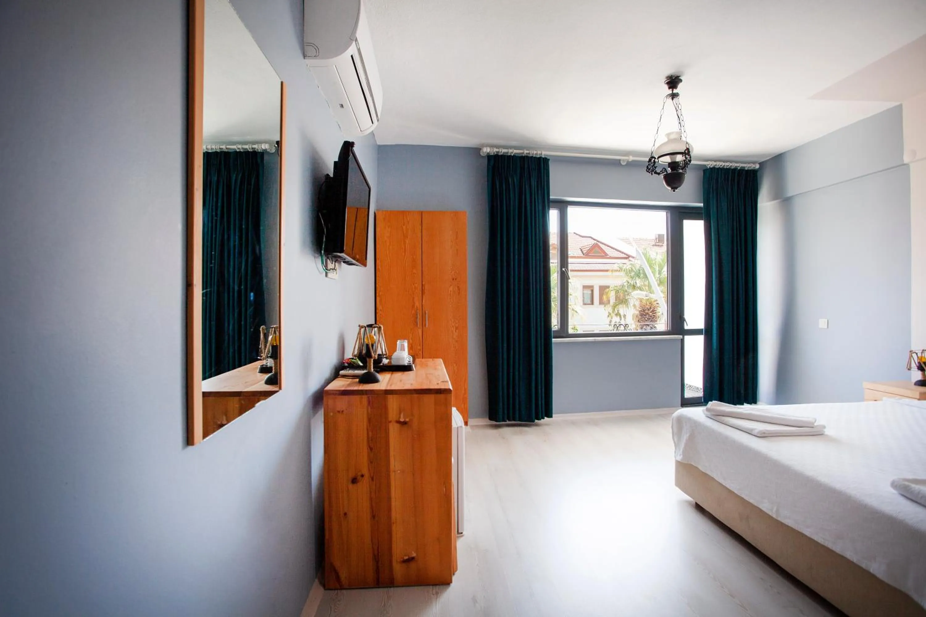 Bed in Zephyros City Otel