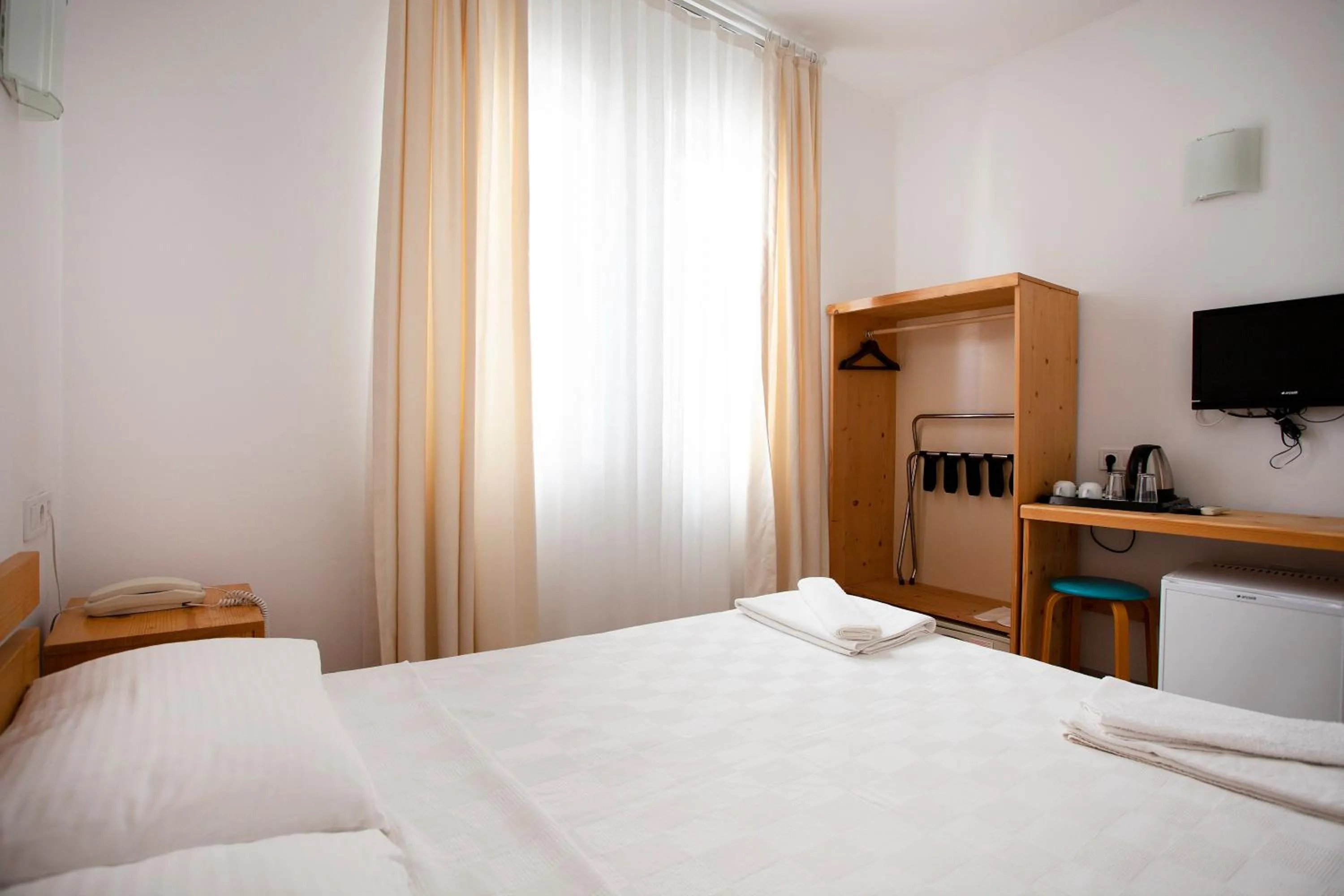 Bed in Zephyros City Otel