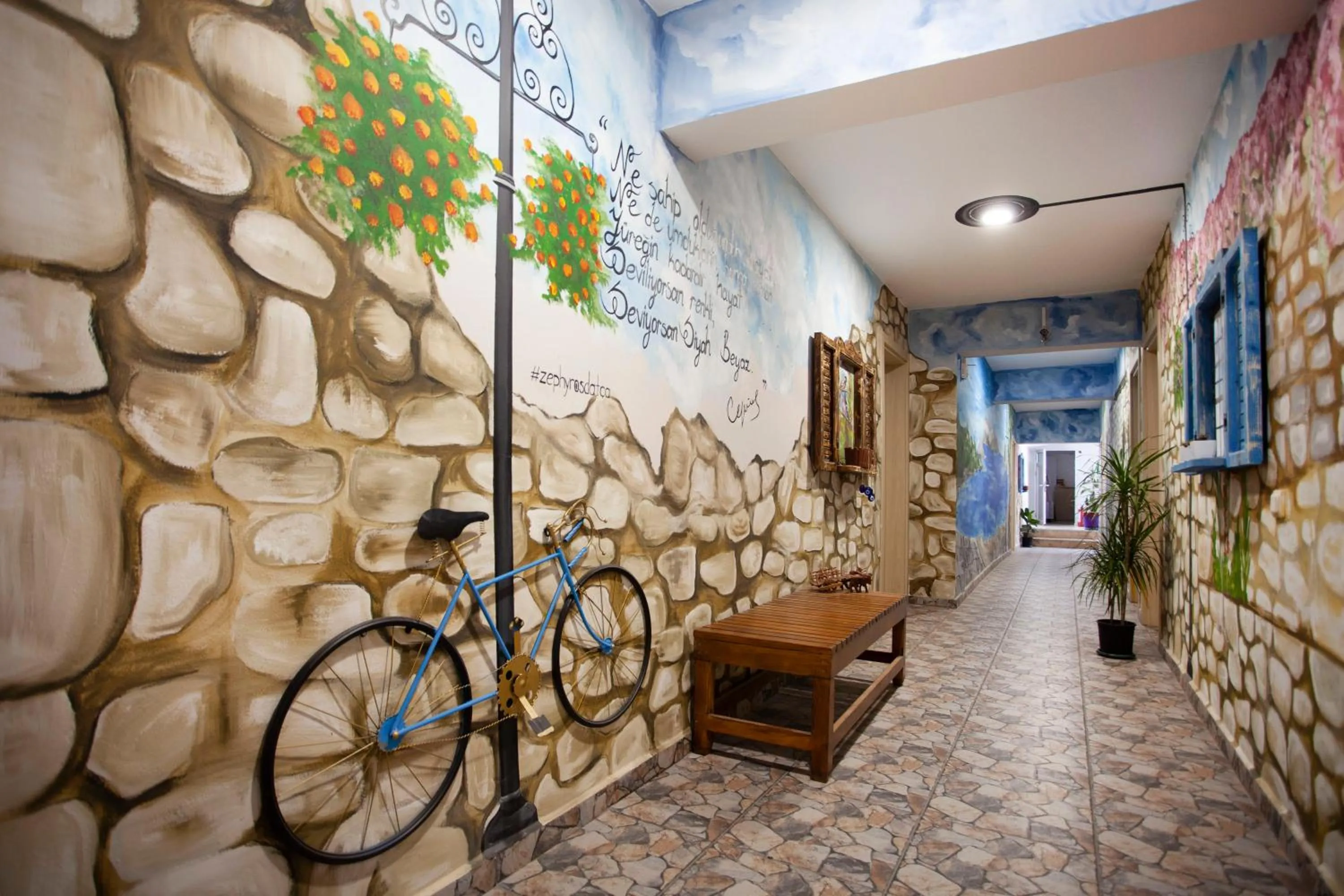 Decorative detail in Zephyros City Otel