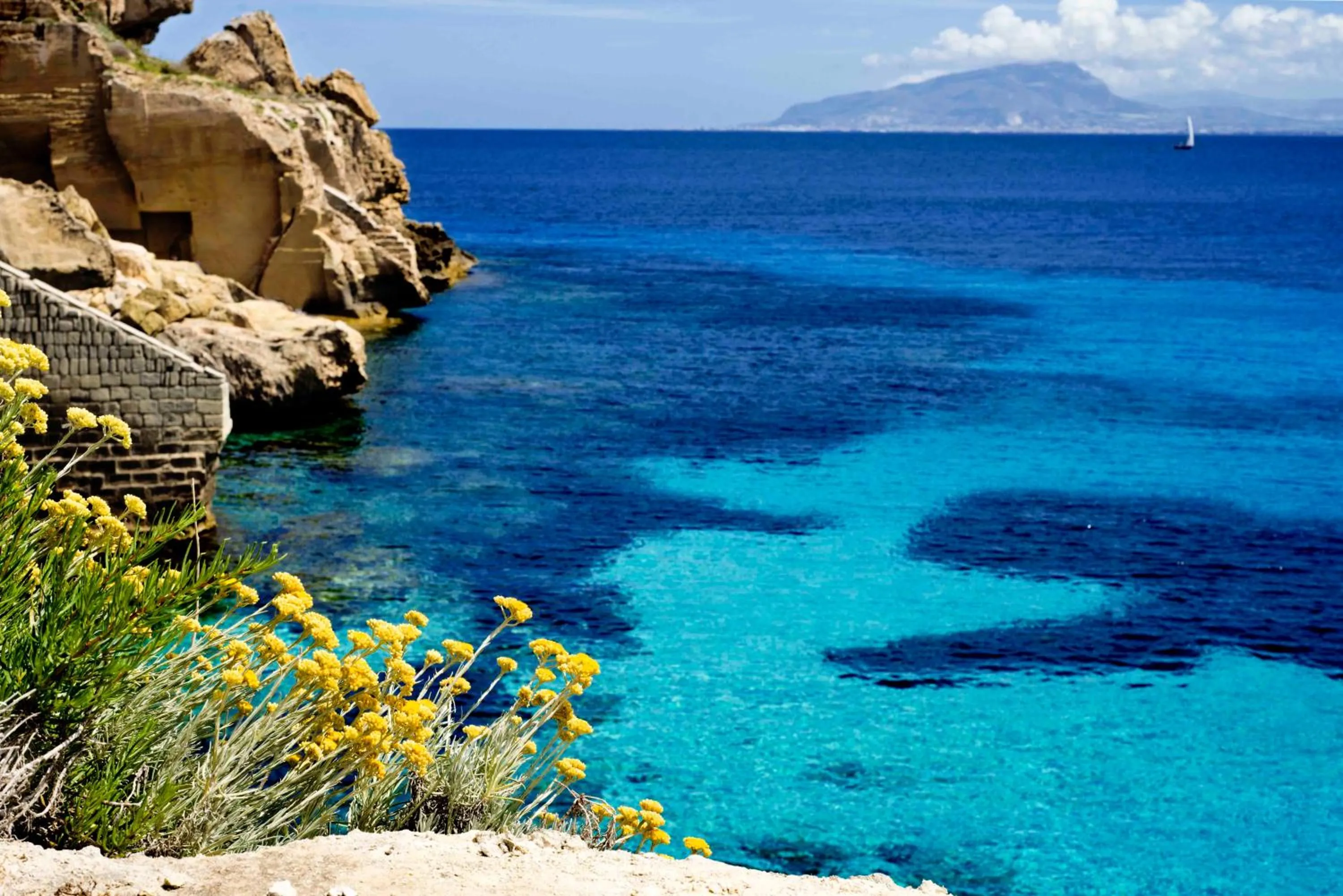 Natural landscape in Luxmarì Hotel & Spa