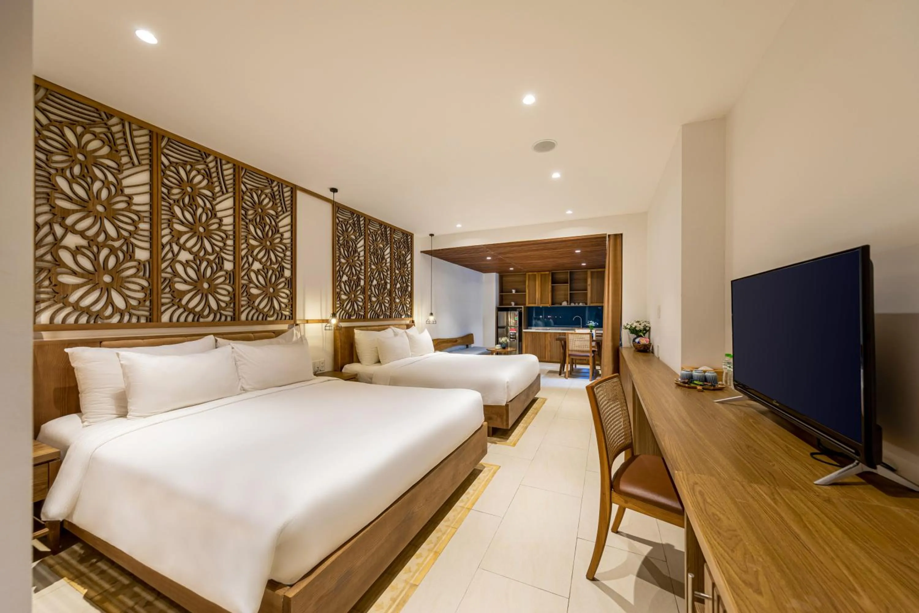 Photo of the whole room, Bed in Daisy Boutique Hotel