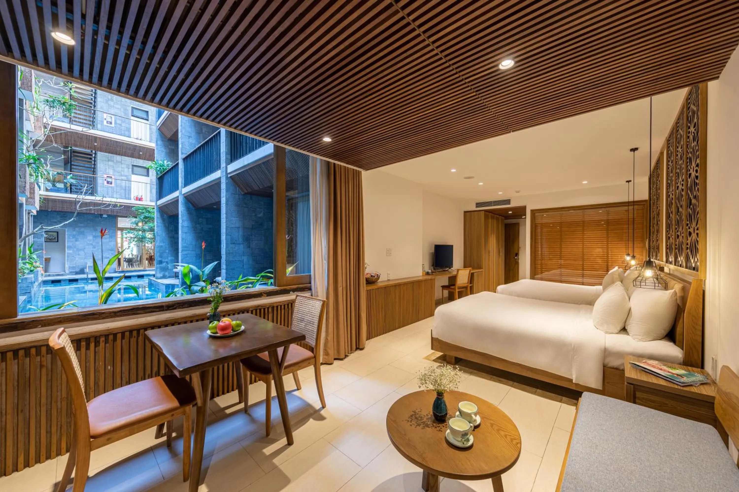 Photo of the whole room, Bed in Daisy Boutique Hotel