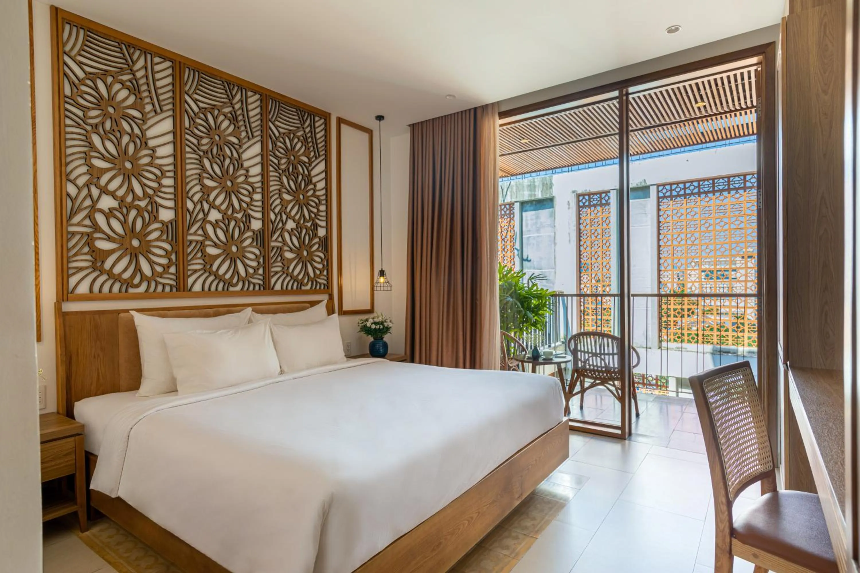 View (from property/room), Bed in Daisy Boutique Hotel