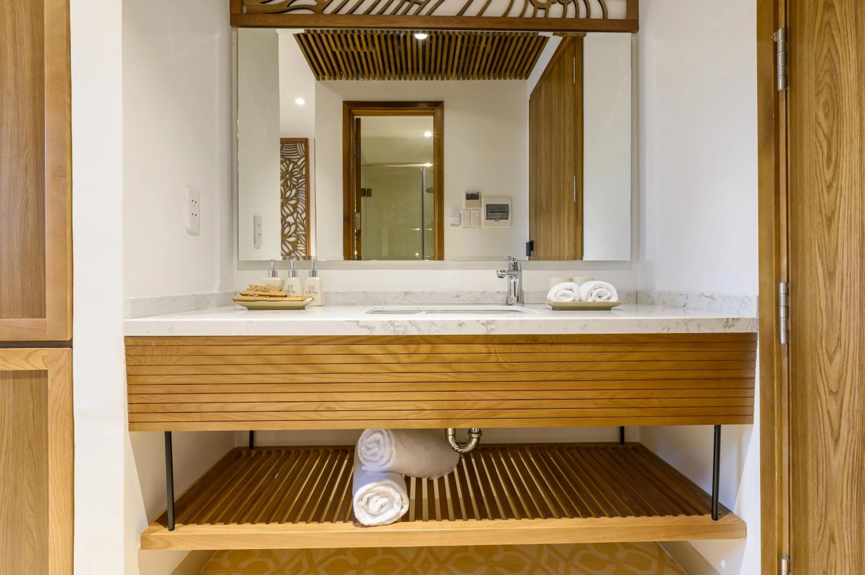 Bathroom in Daisy Boutique Hotel