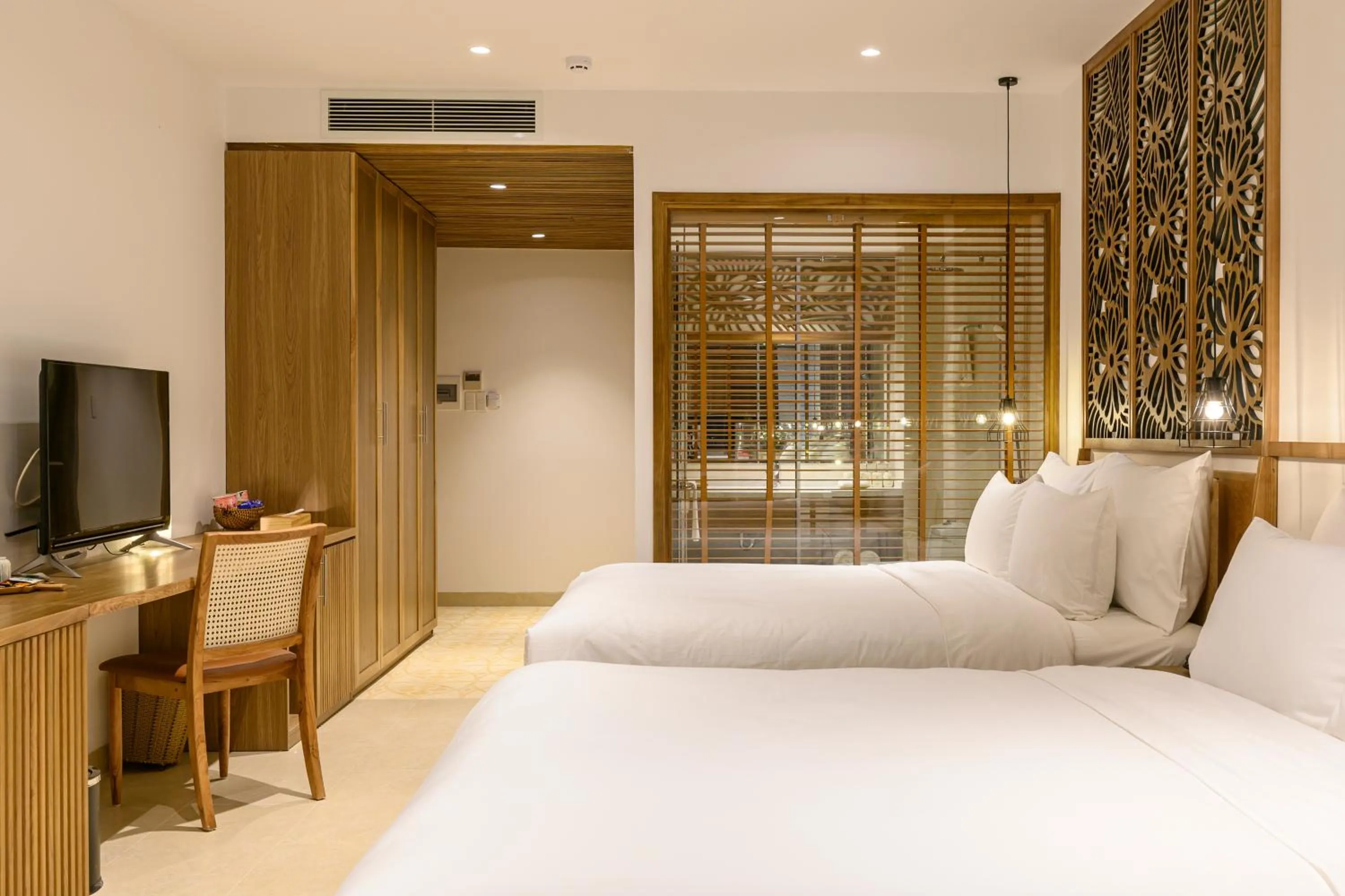 Bedroom, Bed in Daisy Boutique Hotel