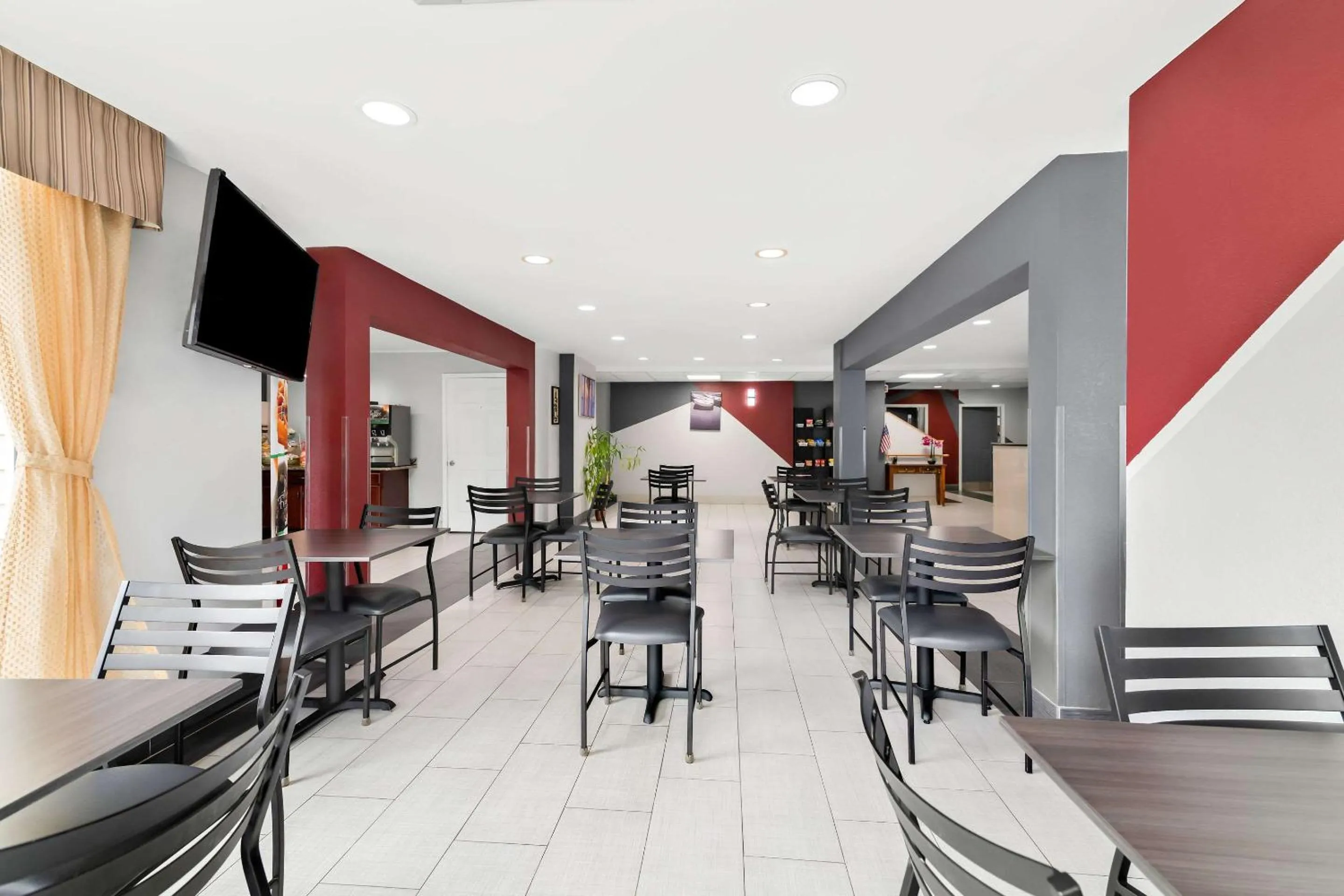 Breakfast in Quality Inn Merrimack - Nashua