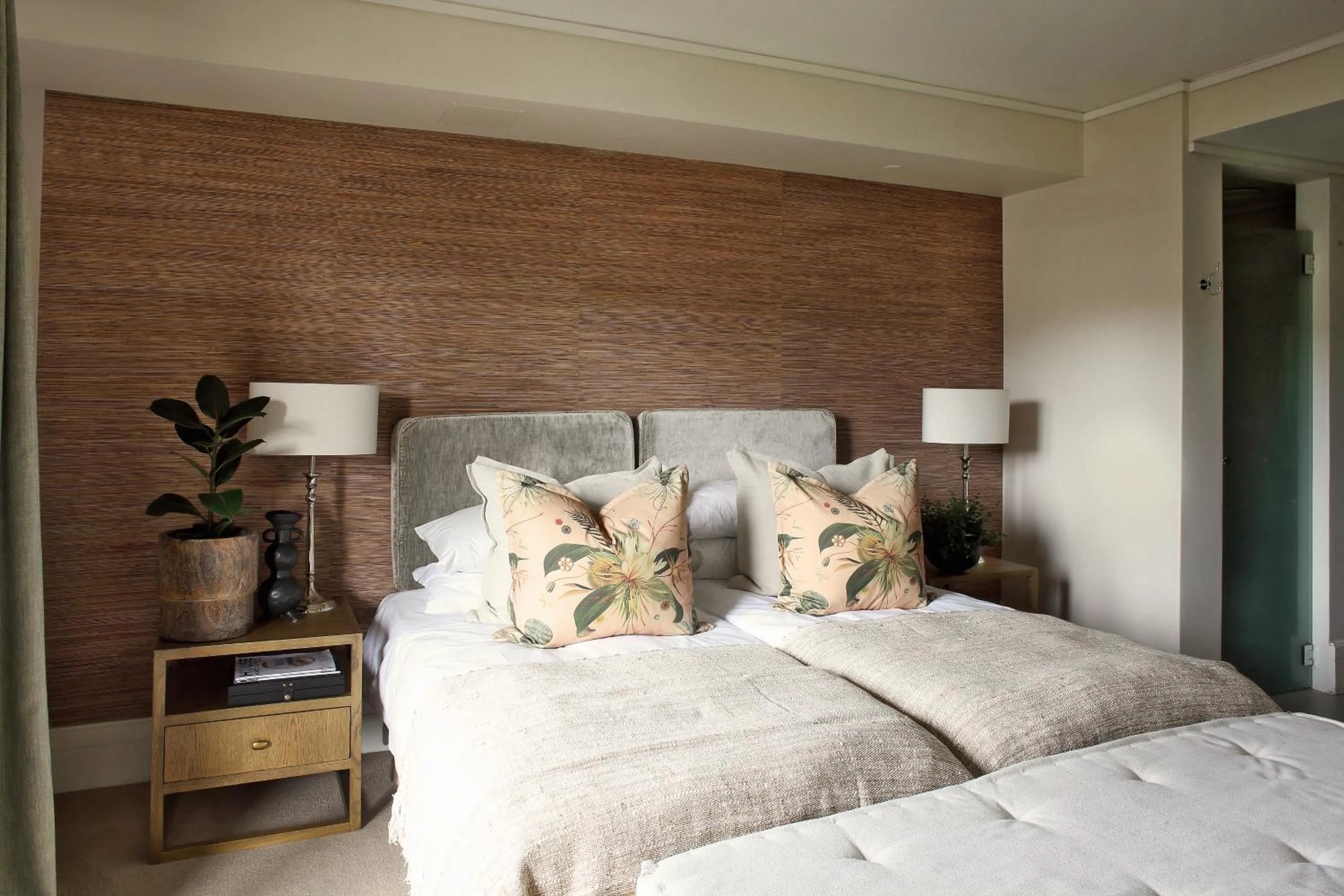 Bedroom, Bed in Asilia Suites Knysna Waterfront