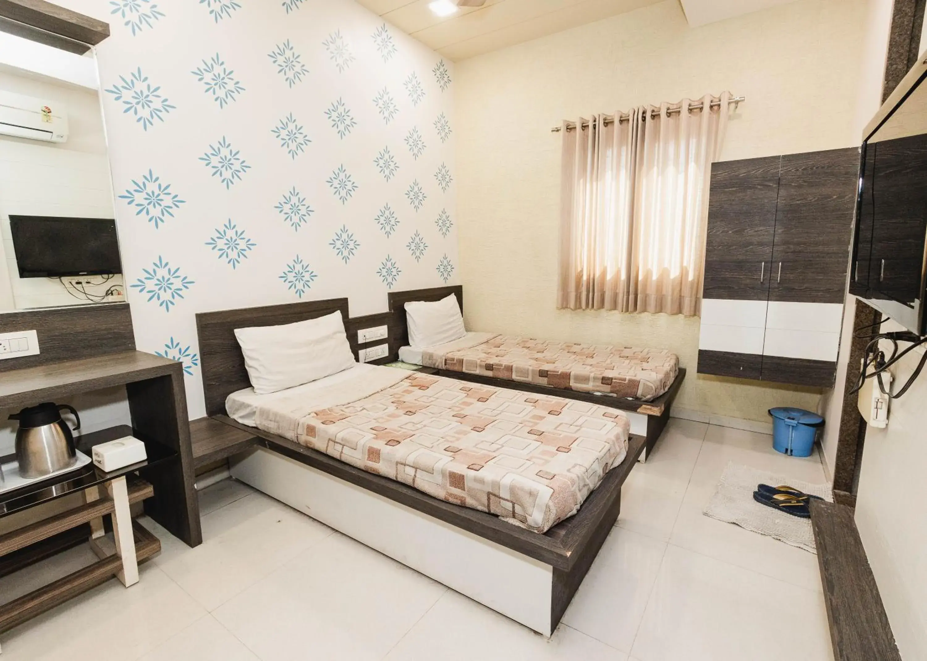 Standard Double Room - single occupancy in Hotel Amber Railway station Standard Double Room - single occupancy in Hotel Amber Railway station