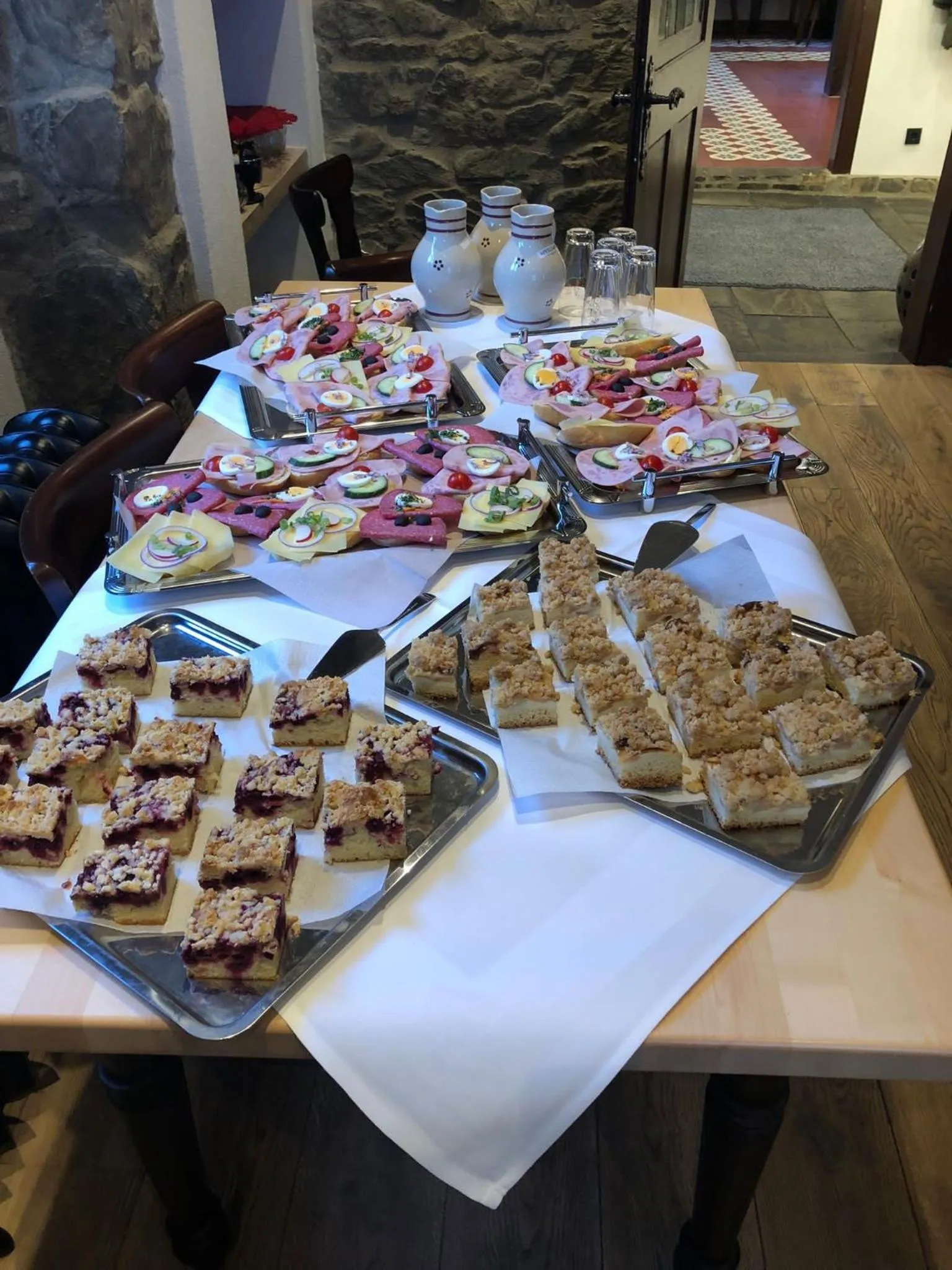 Restaurant/places to eat in Landgasthof zur Burg Grenzau