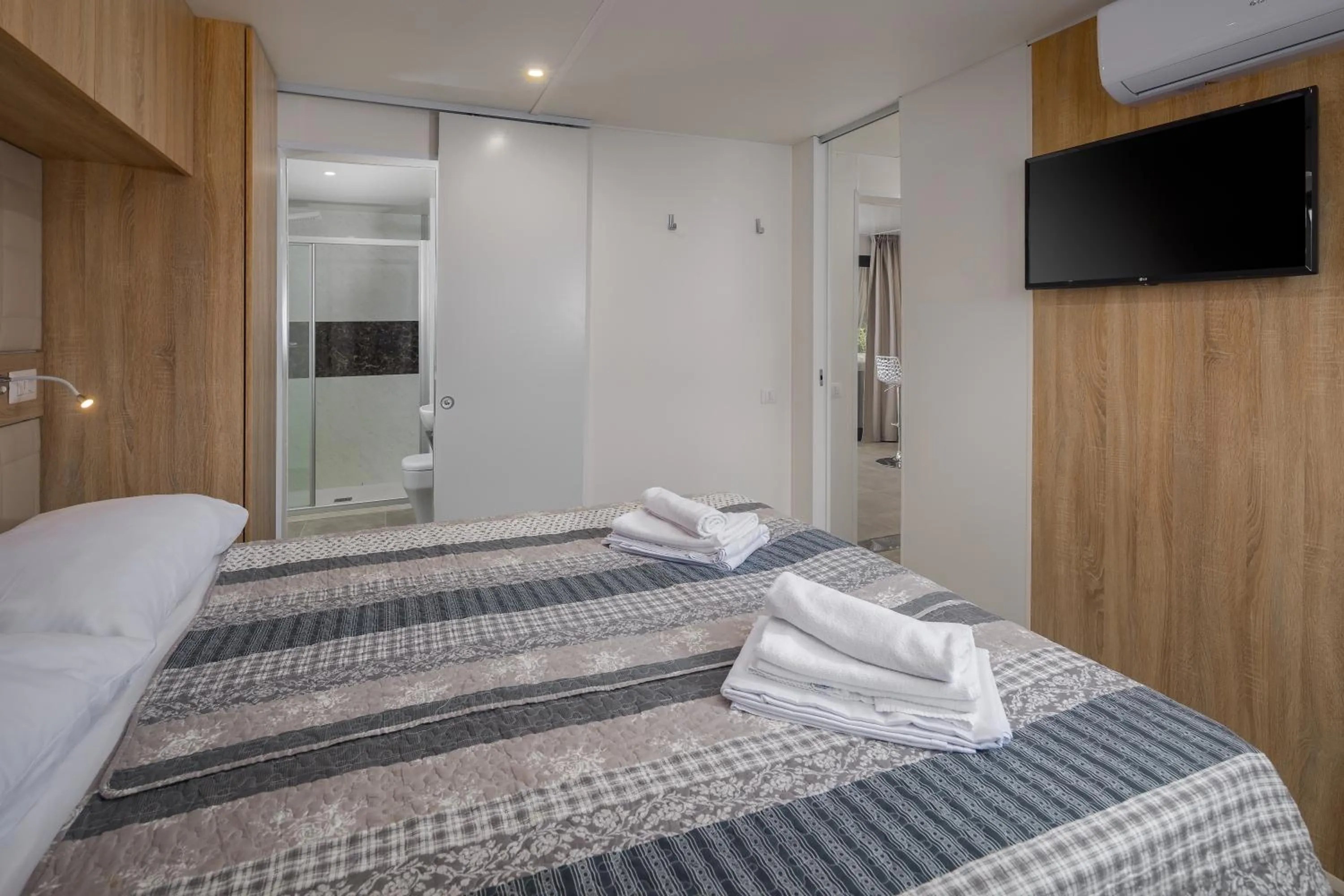 Bed in Premium Camping Homes Santa Marina, Lanterna