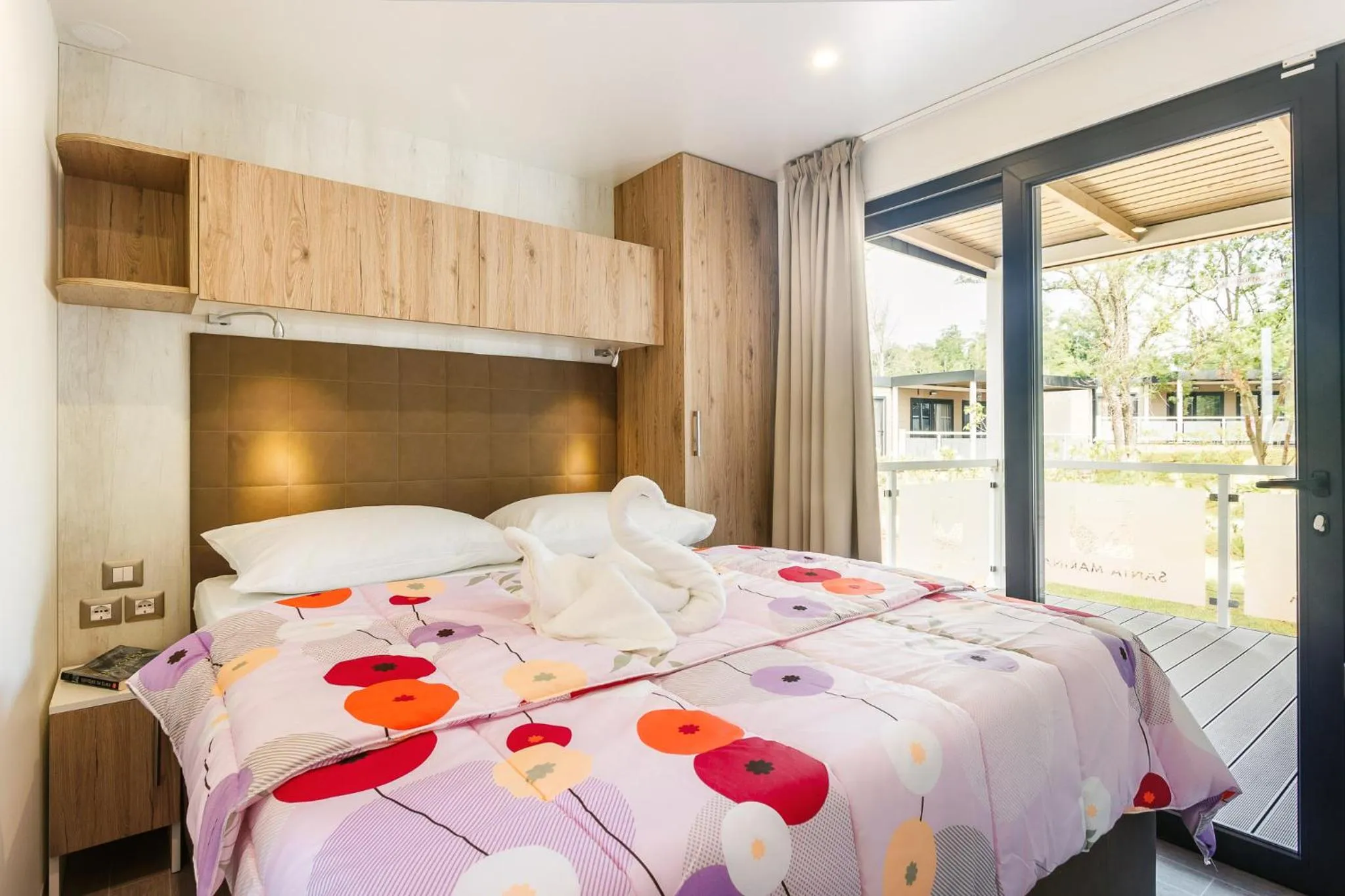 Bed in Premium Camping Homes Santa Marina, Lanterna