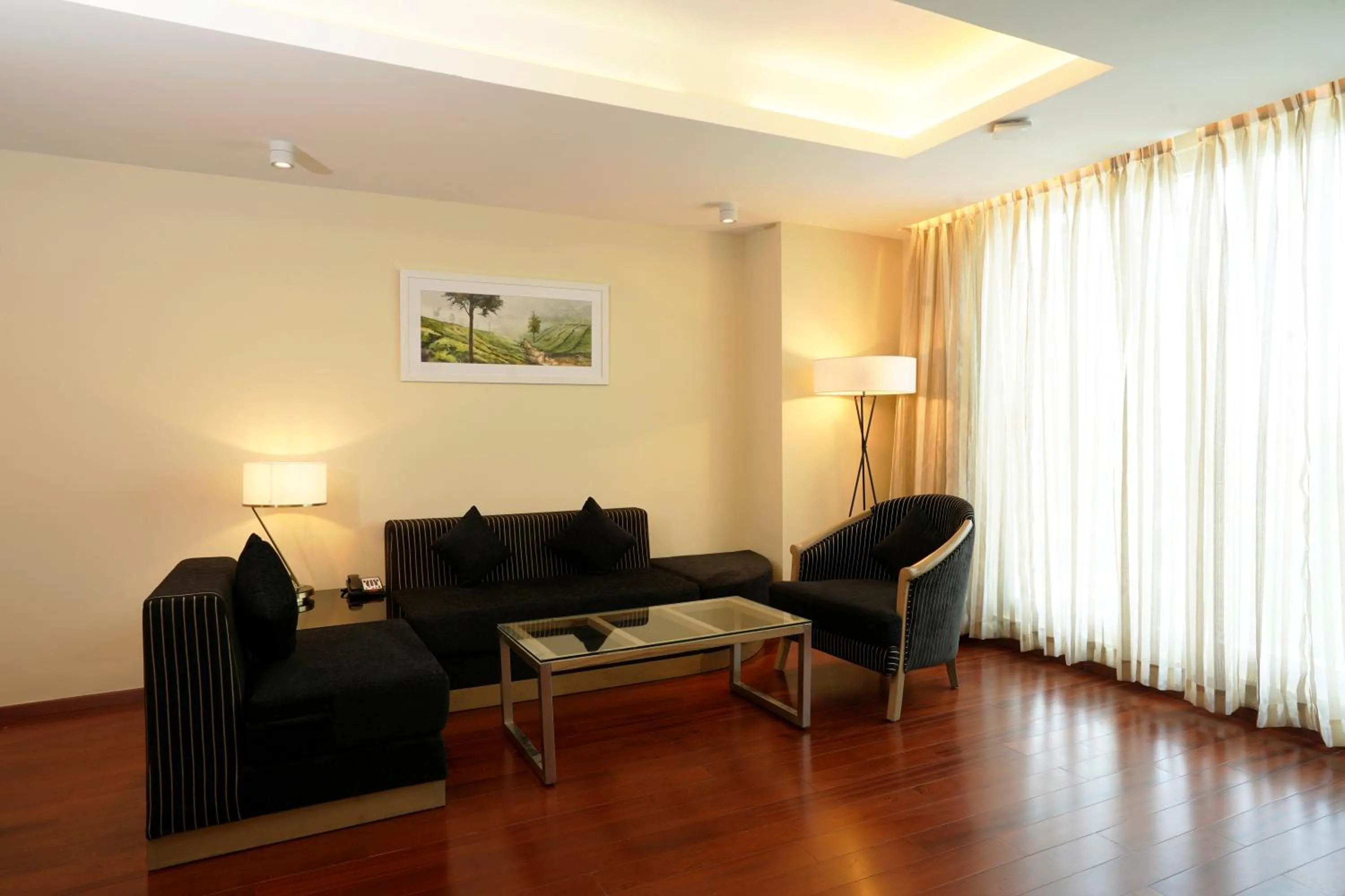 Living room in O by Tamara, Trivandrum