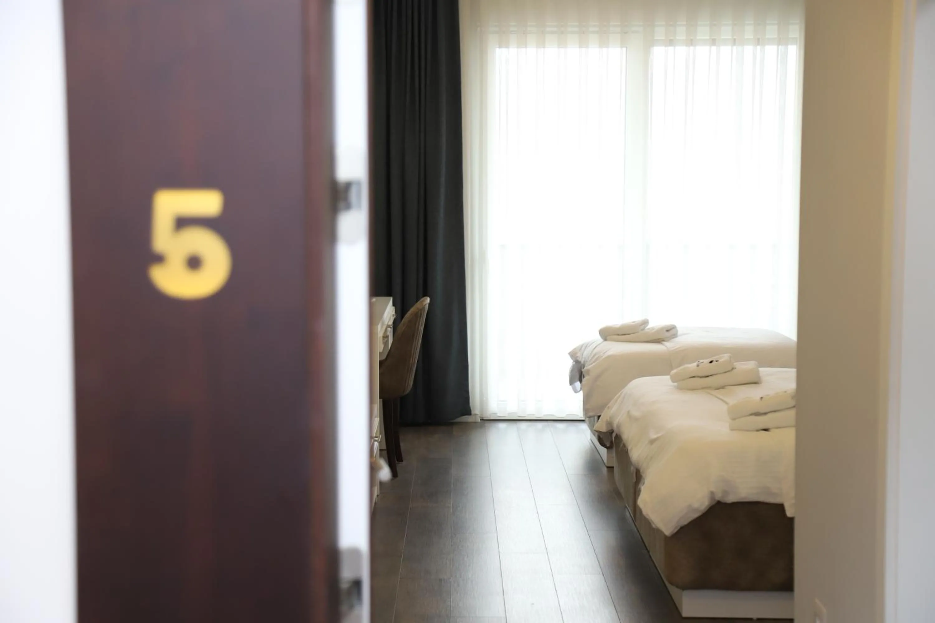 Photo of the whole room, Bed in Sky Hotel