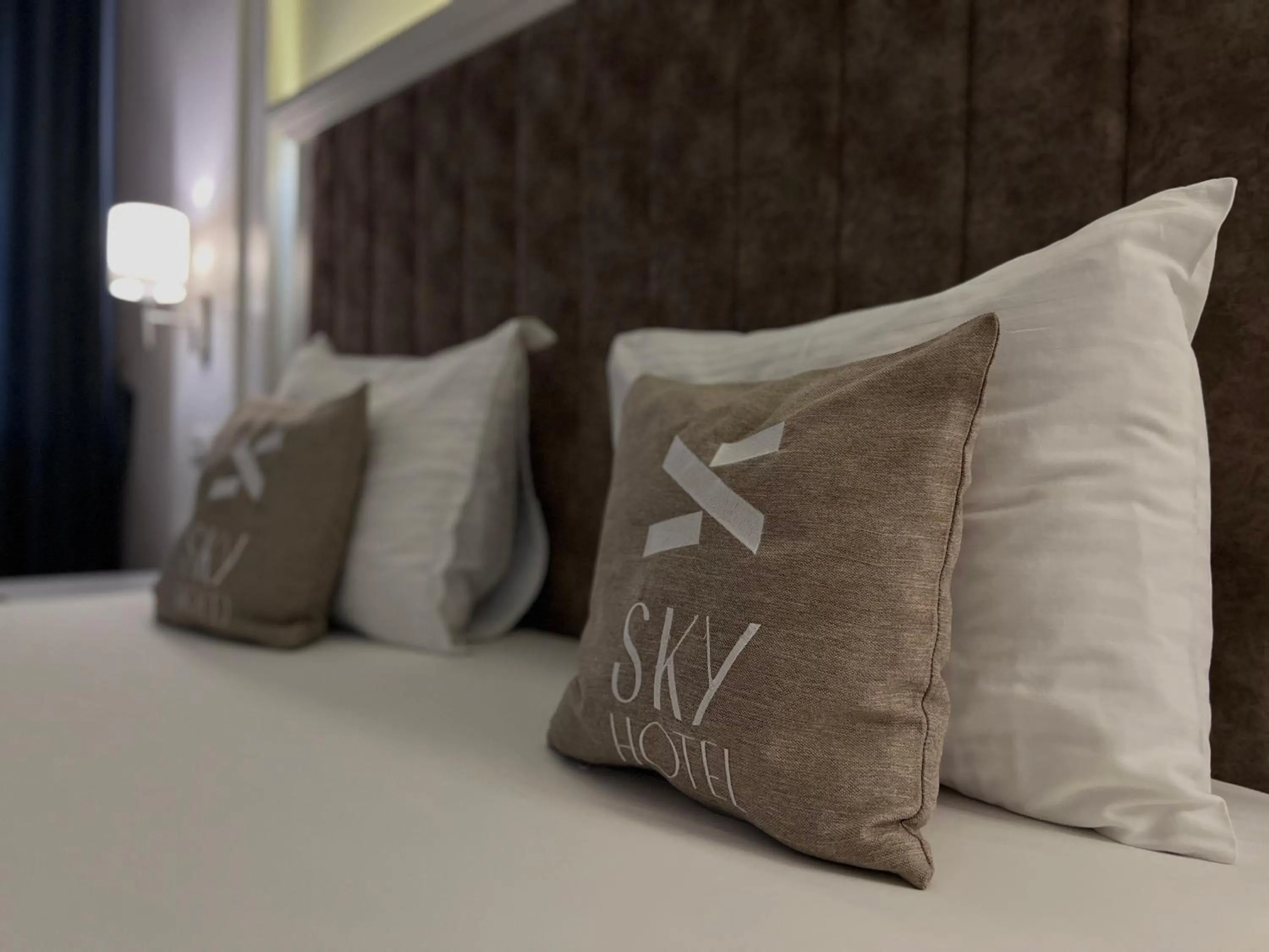 Bed in Sky Hotel
