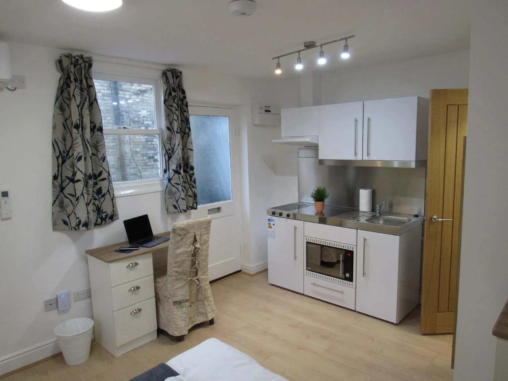 The Tas Suites - Tas Accommodations