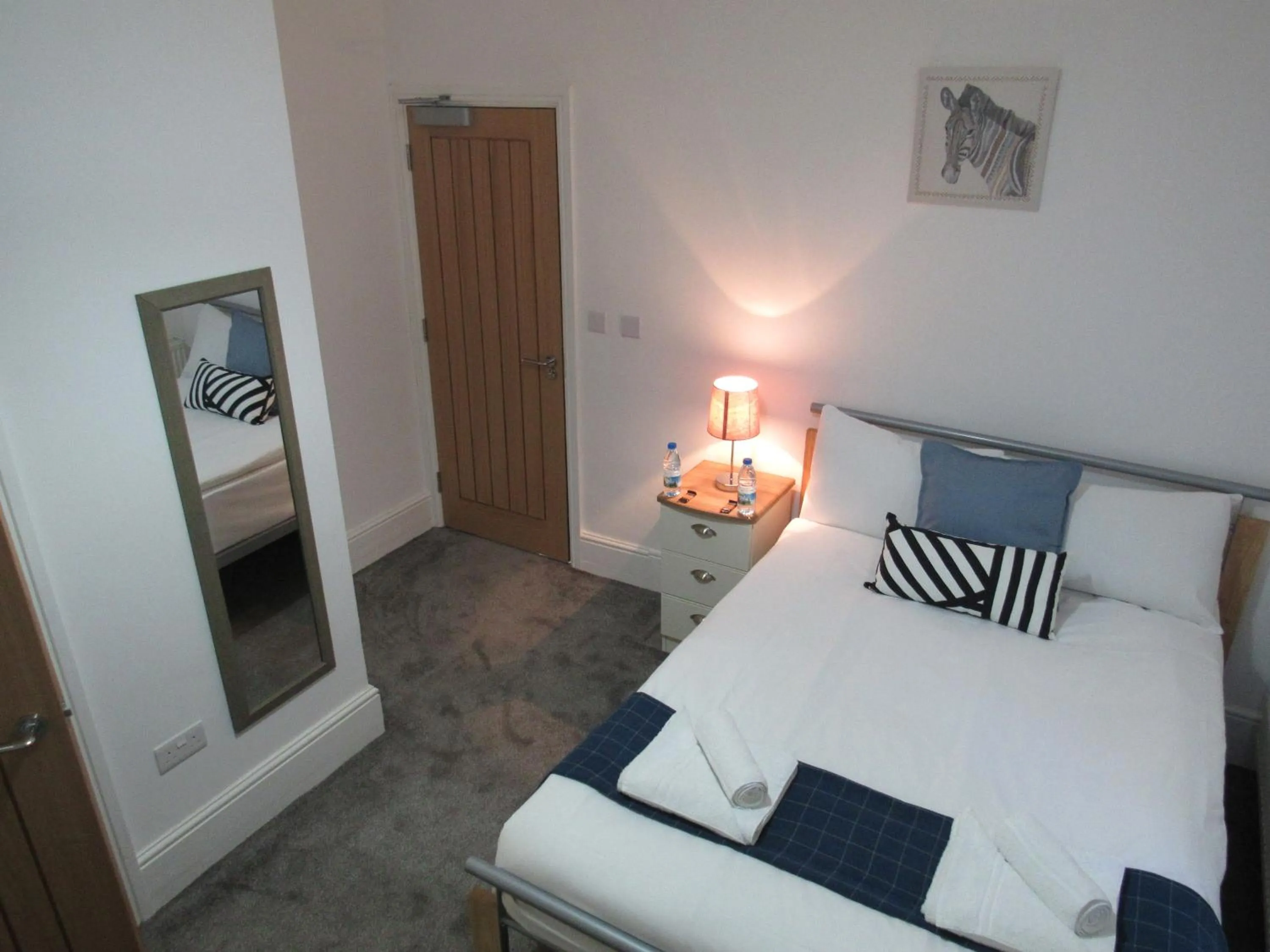 Bed in The Tas Suites - Tas Accommodations