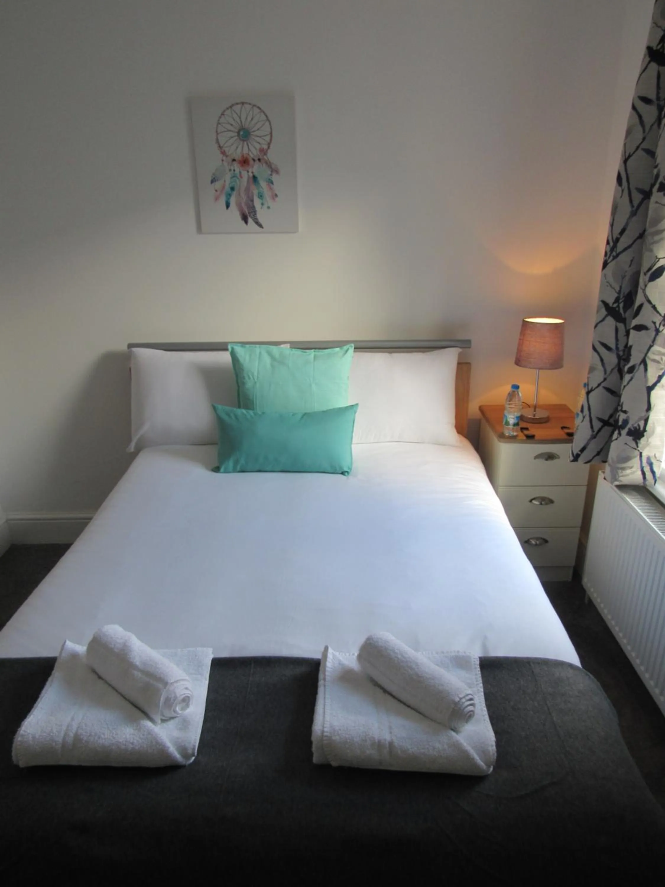 Bed in The Tas Suites - Tas Accommodations