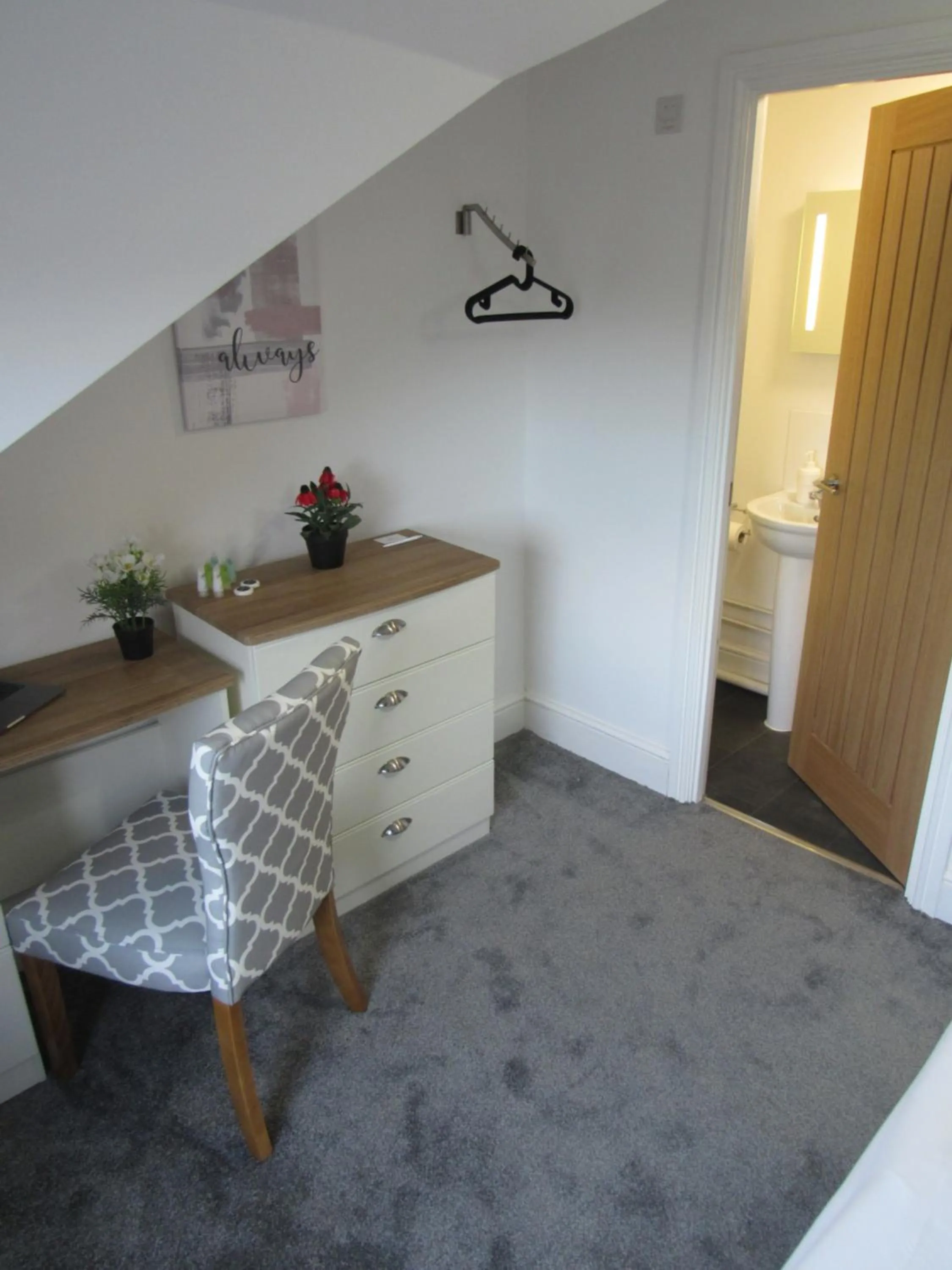 The Tas Suites - Tas Accommodations