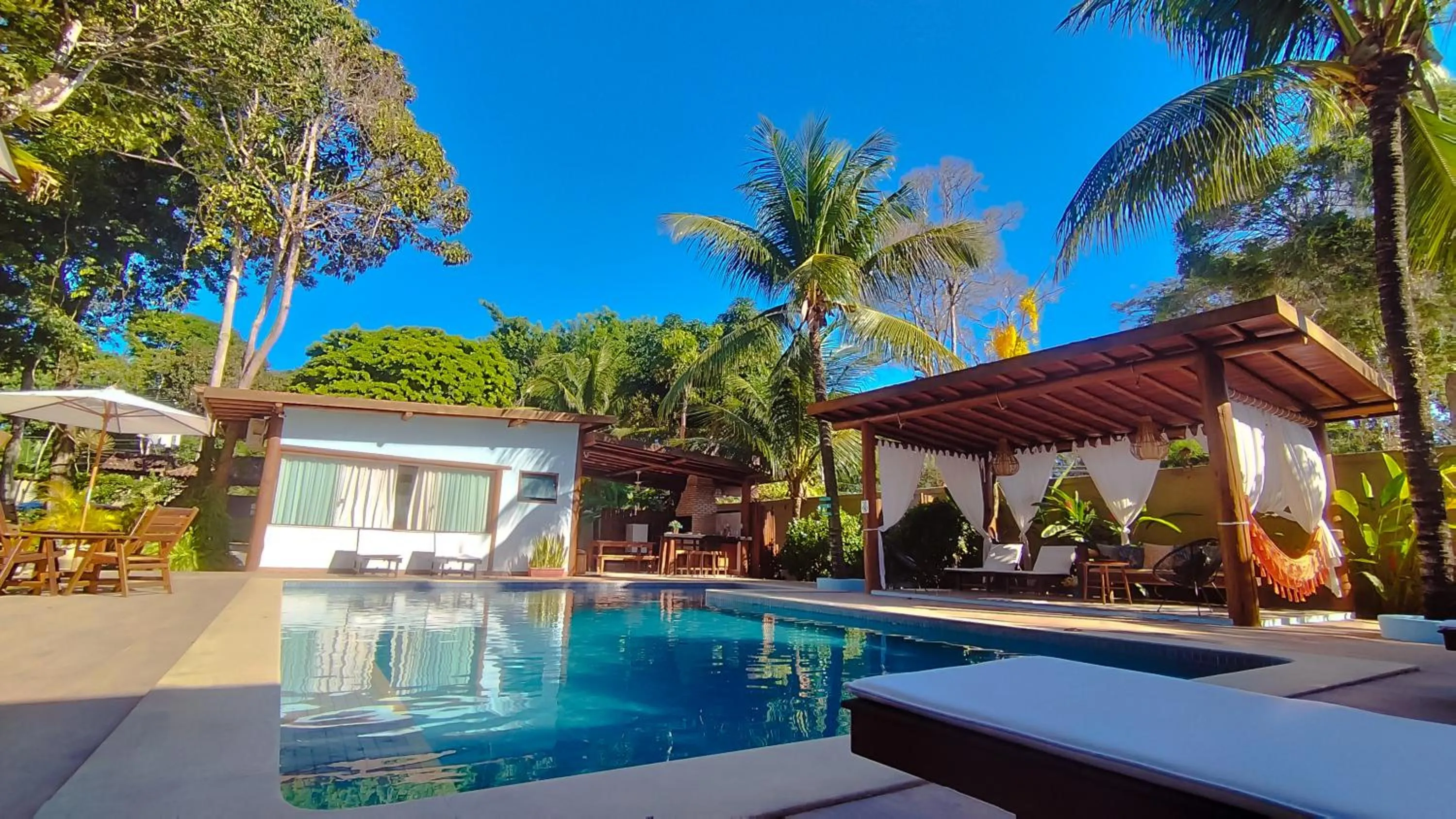 Swimming pool in Residencial Maria Pitanga