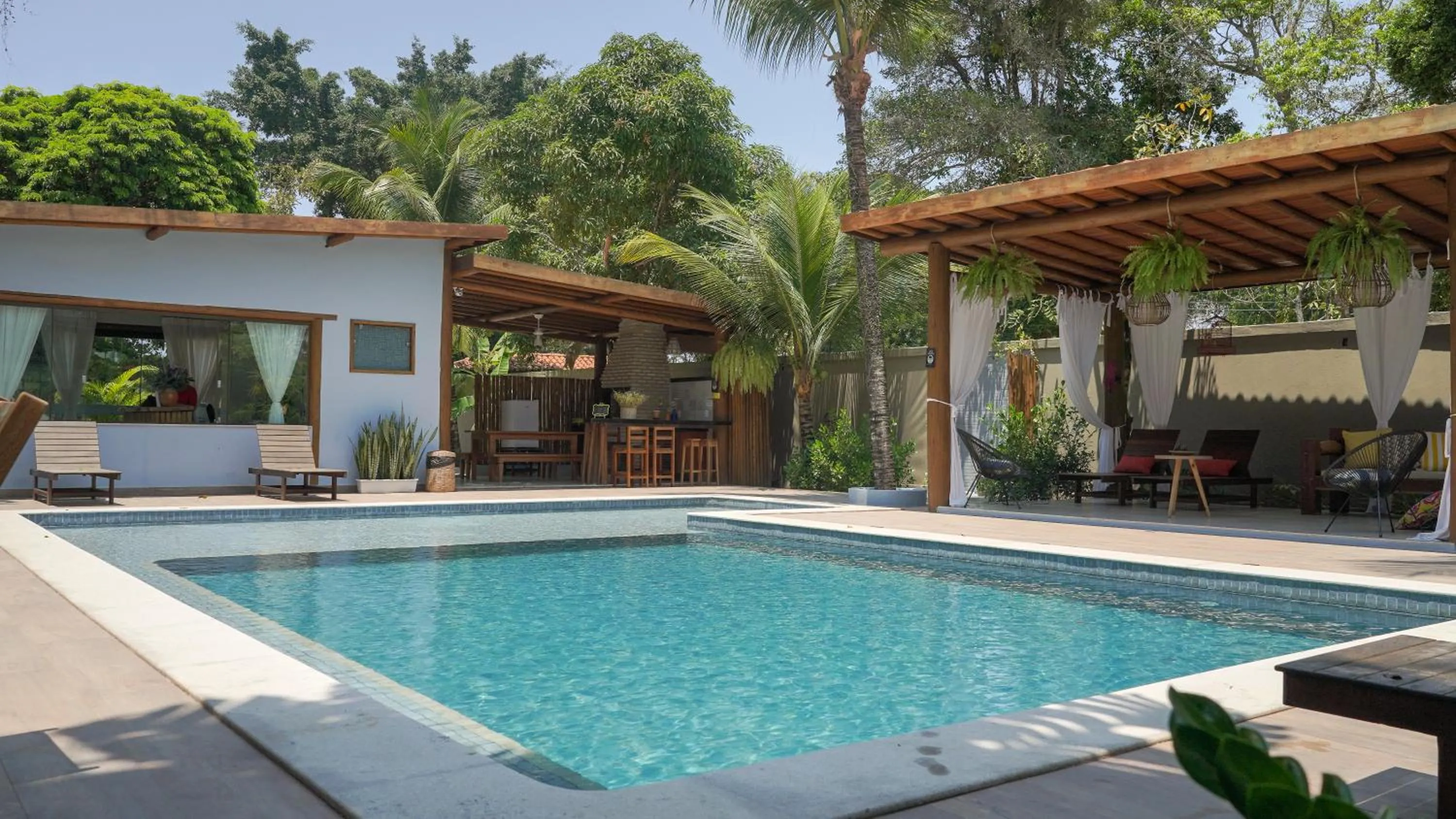 Pool view in Residencial Maria Pitanga