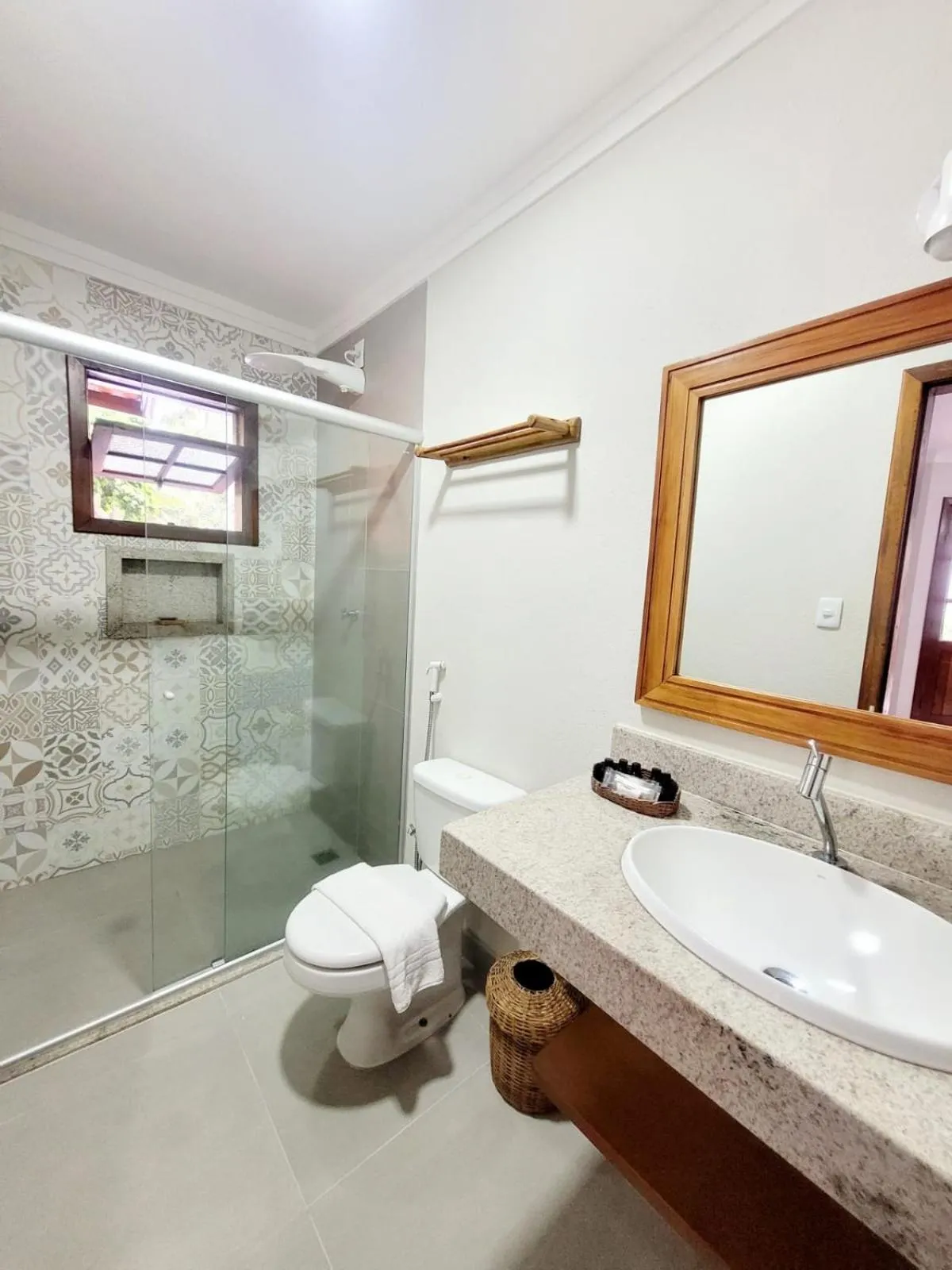Shower in Residencial Maria Pitanga
