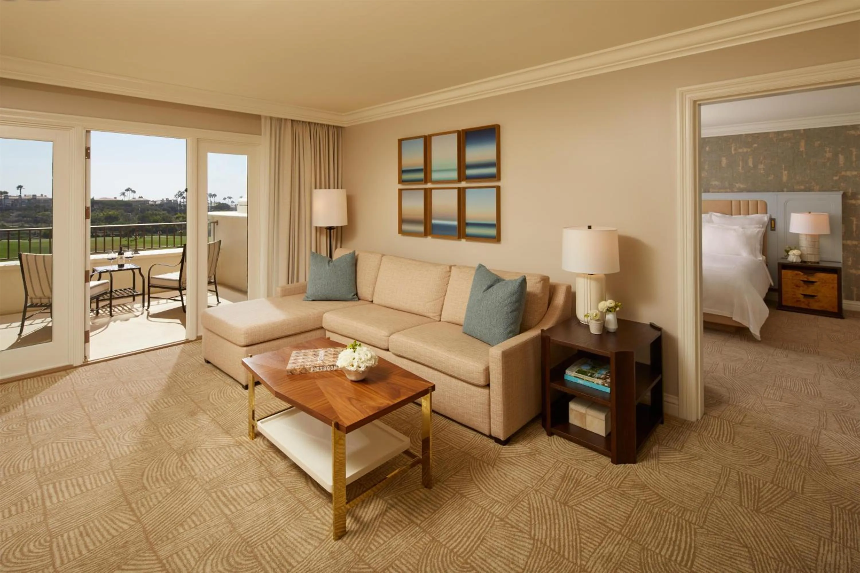 Living room in Waldorf Astoria Monarch Beach Resort & Club