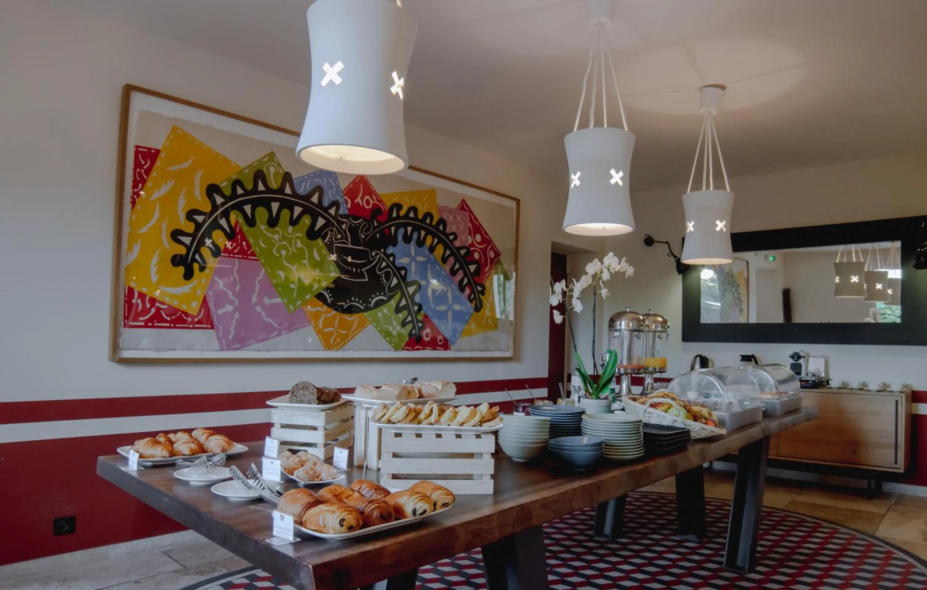 Buffet breakfast in La Maison des Ocres - Provence