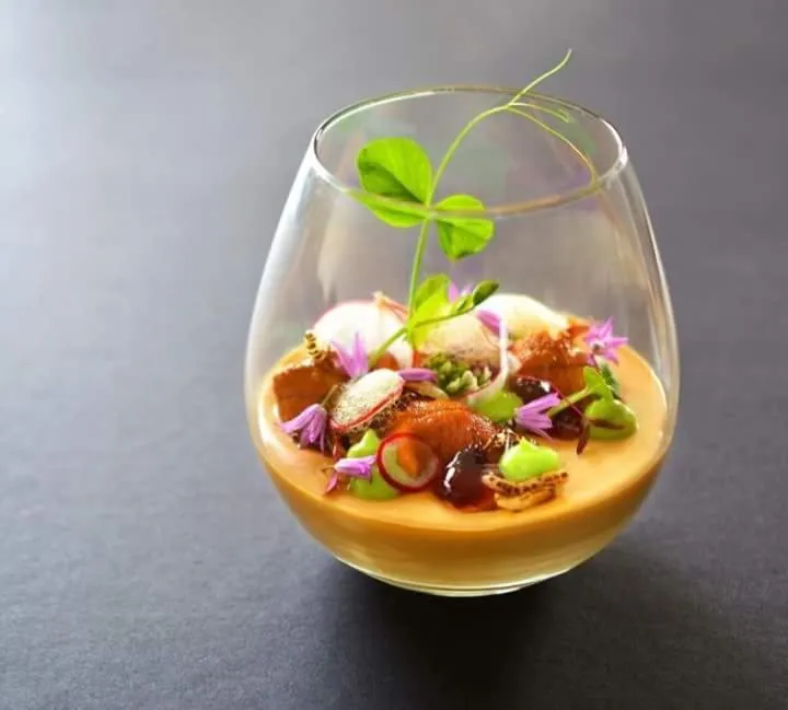 Meals in Hostellerie Le Roy Soleil