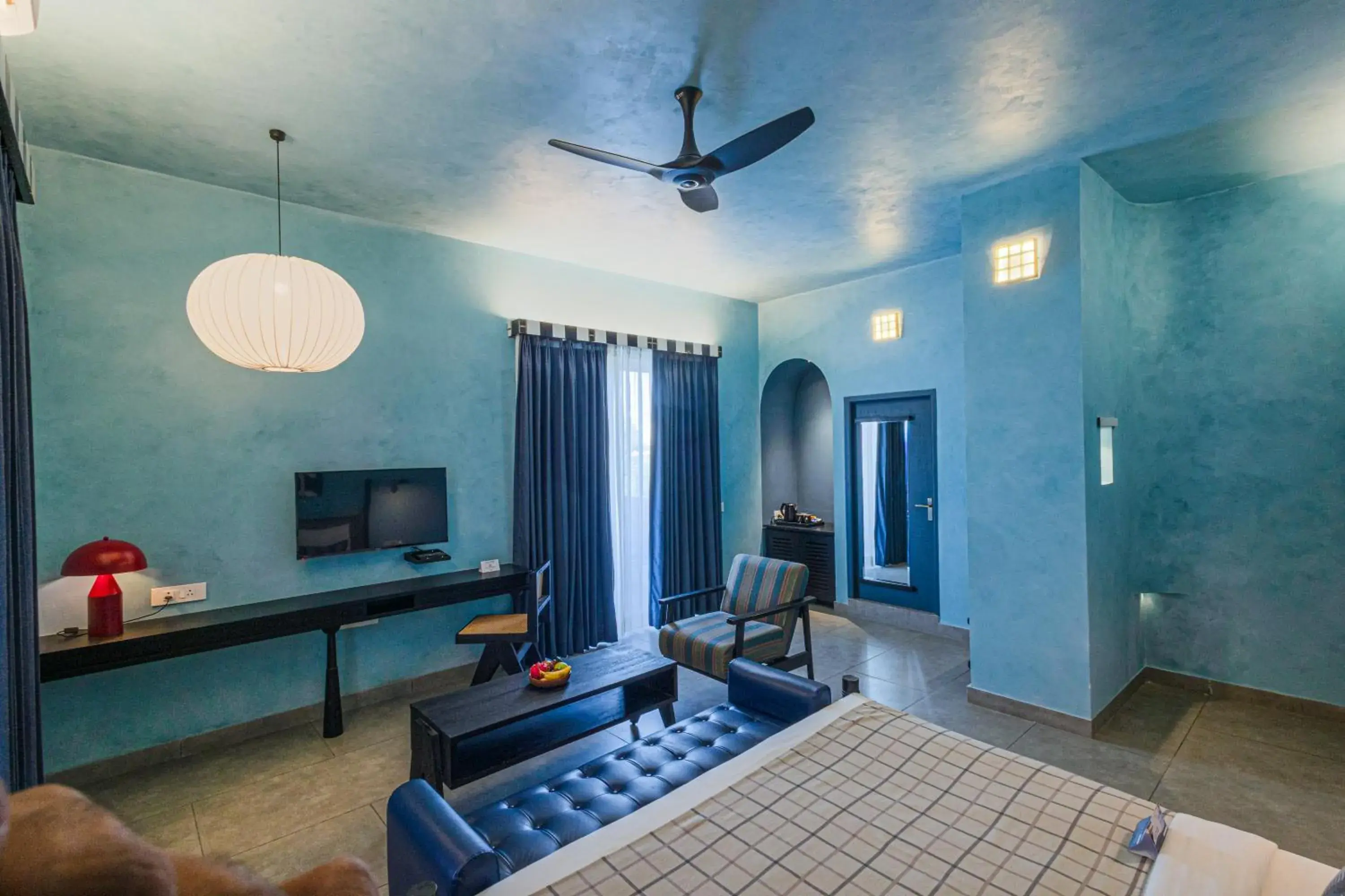 Elite room With Balcony - single occupancy in Casa Blanca Lakecity Elite room With Balcony - single occupancy in Casa Blanca Lakecity