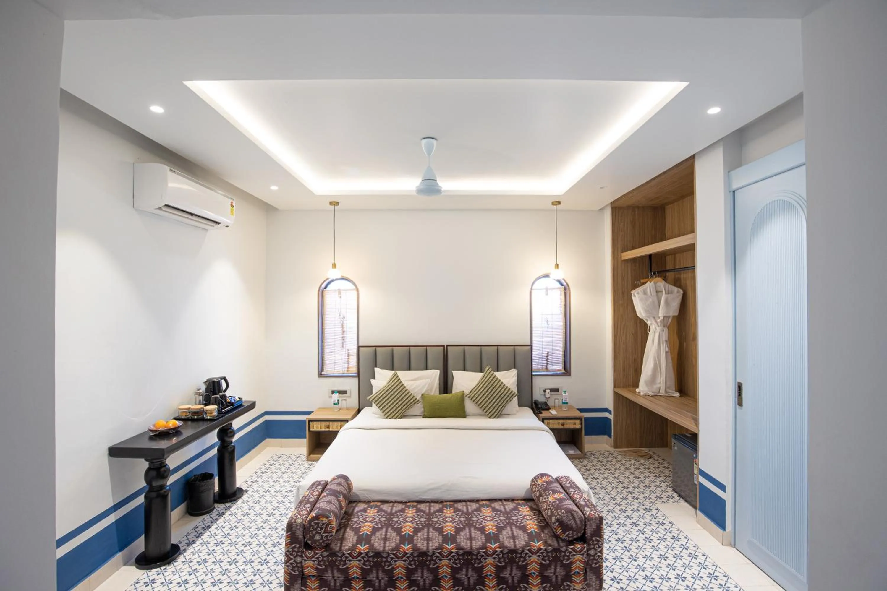 Bed in Casa Blanca Lakecity