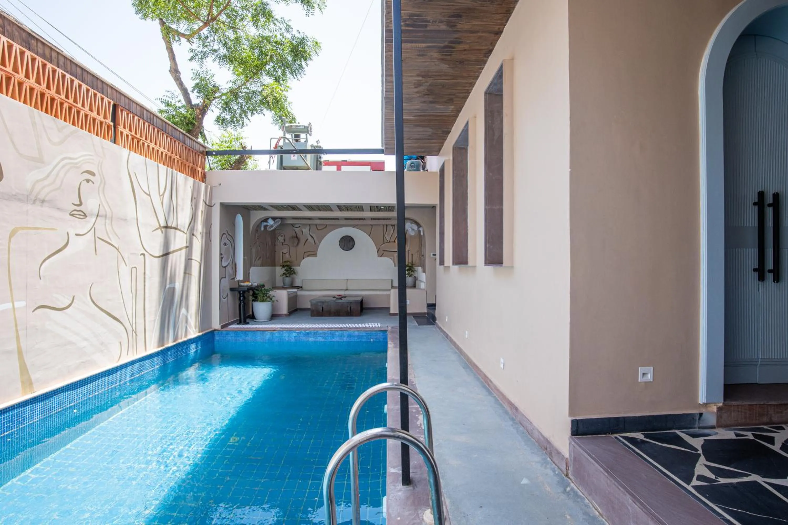 Day in Casa Blanca Lakecity