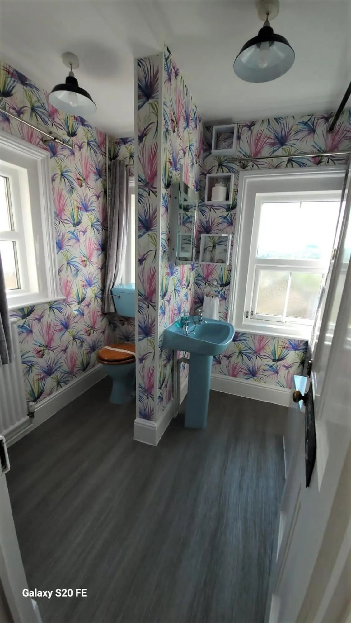 Photo of the whole room, Bed in Greylands Guest House